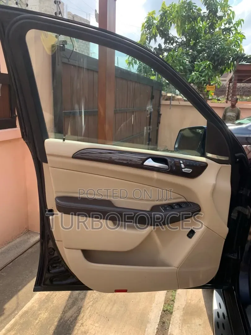 Mercedes-Benz GLE-Class GLE 350 2017 Blue