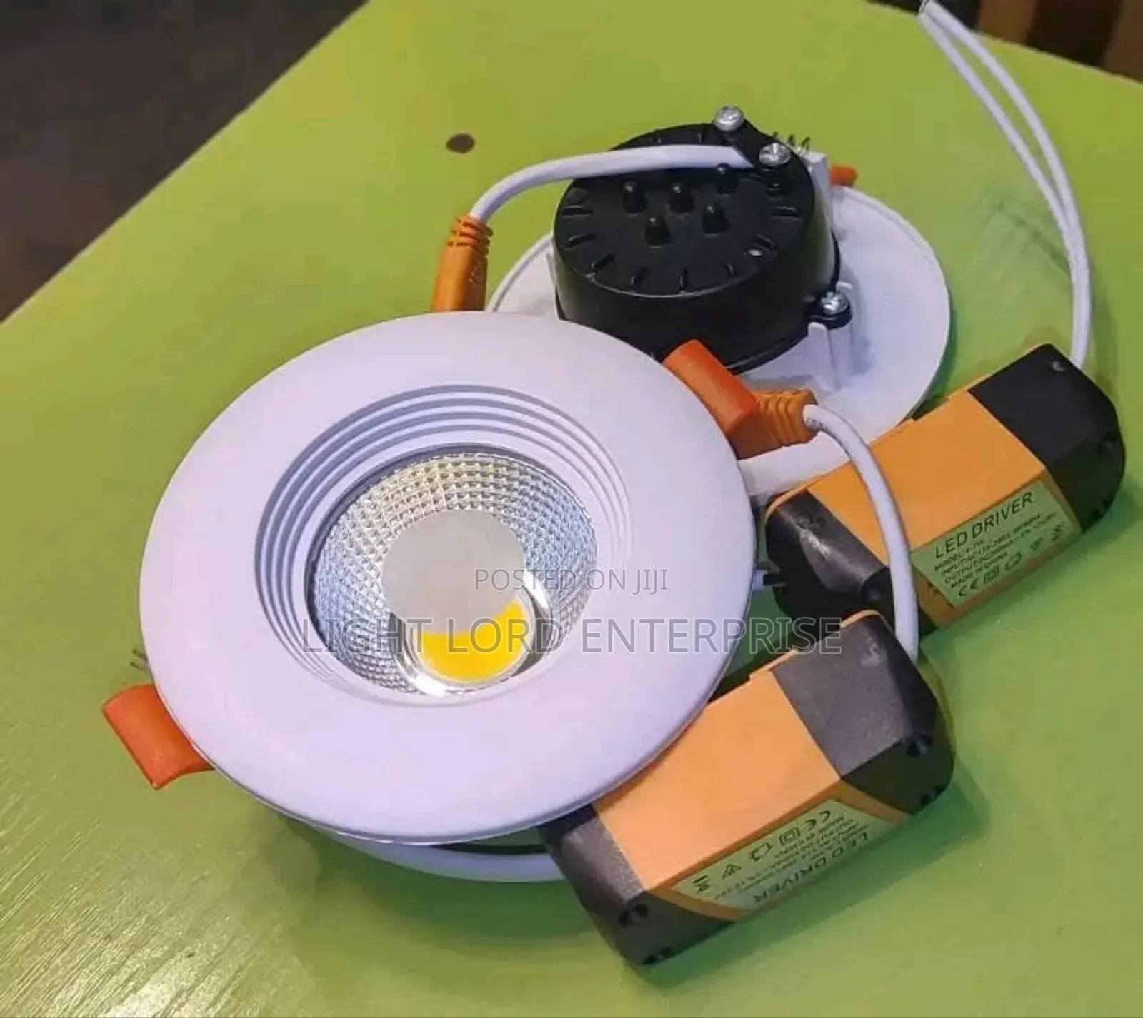 7watts Spot Light