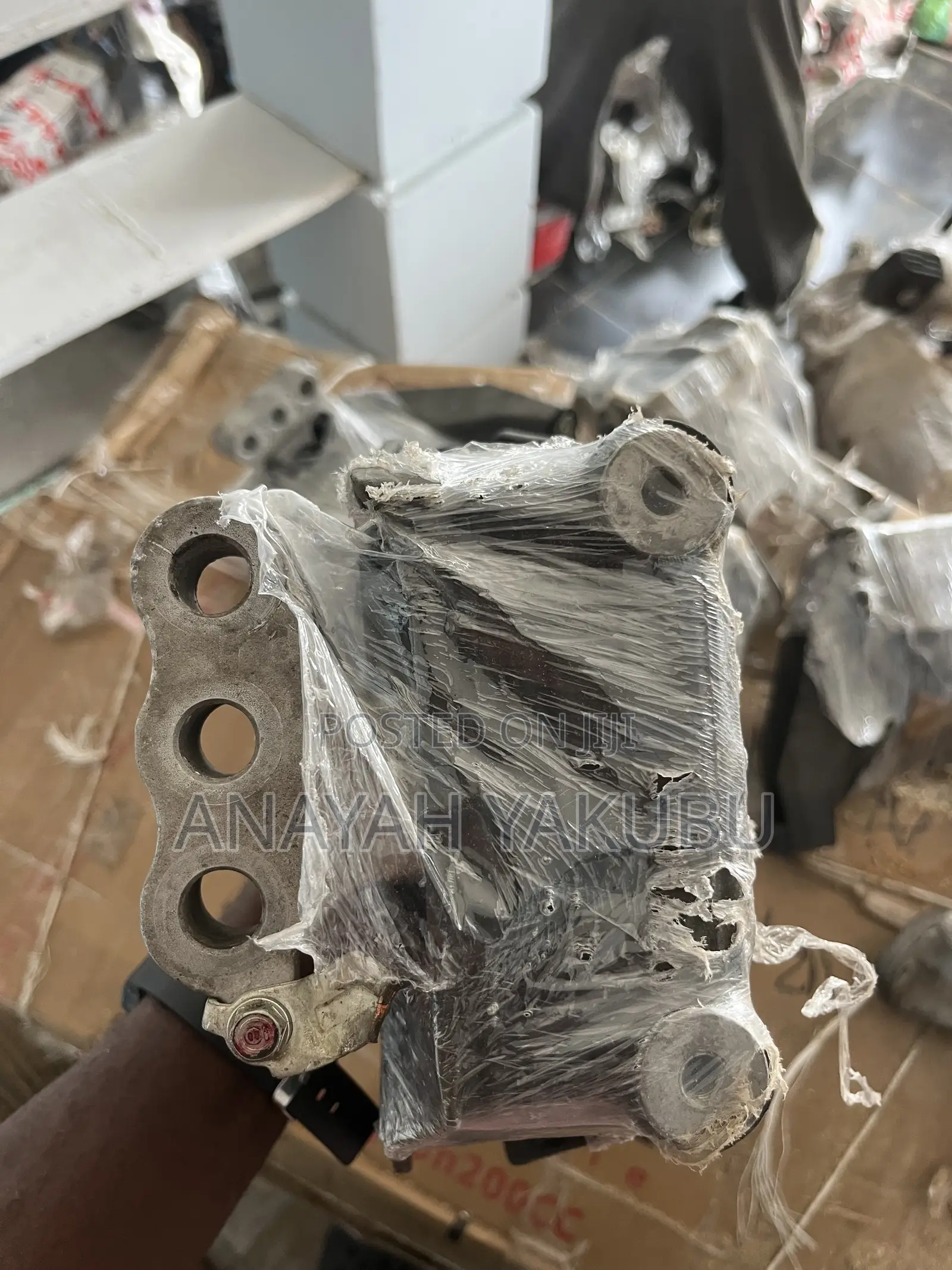 2023-25 Honda CRV Engine Seat