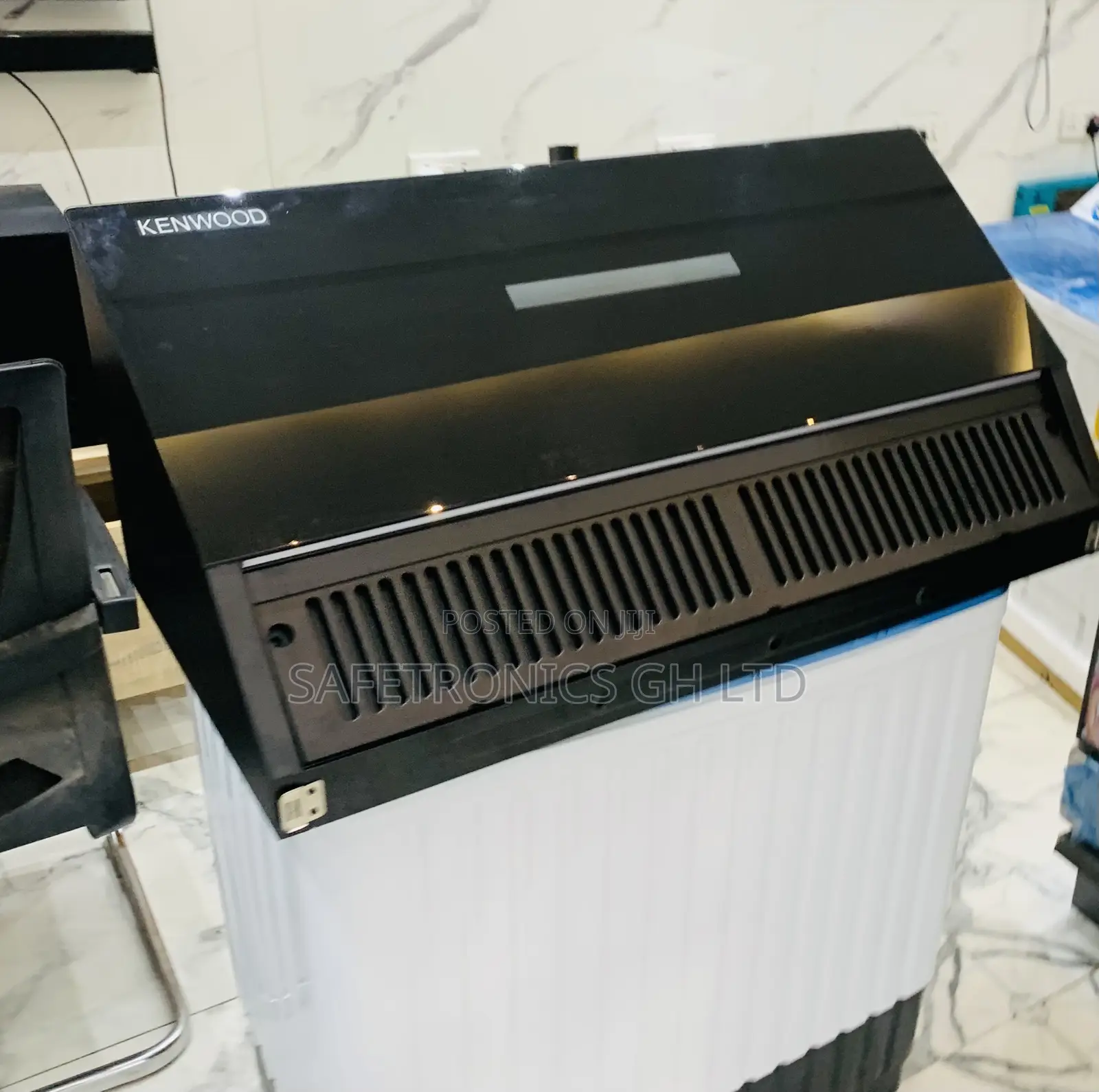 Secure Excellent Kenwood 90cm Heat Extractor (Range Hood).