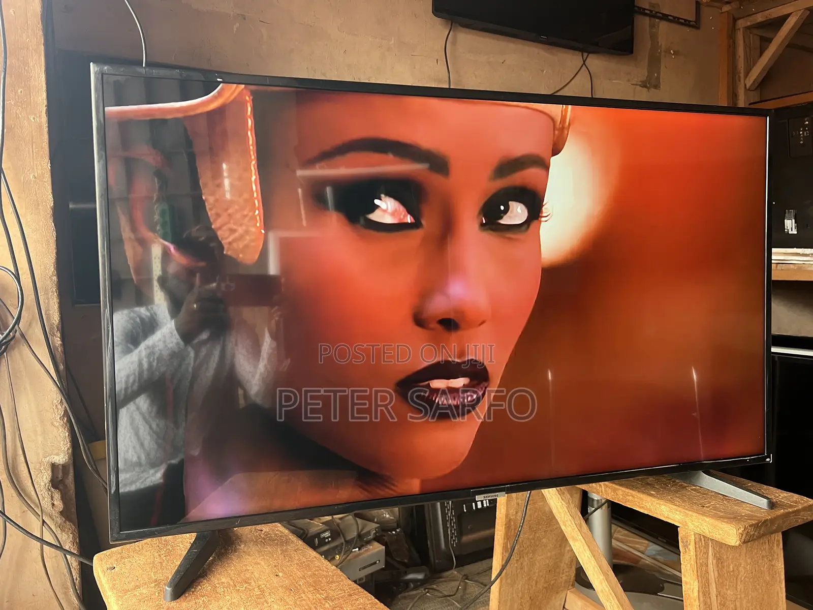 Samsung 43 HDR Smart TV