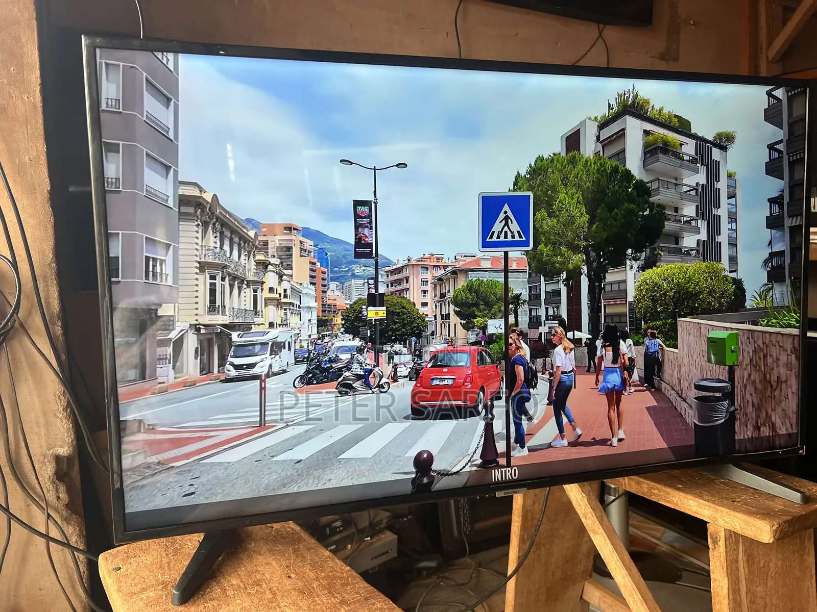 Samsung 43 HDR Smart TV