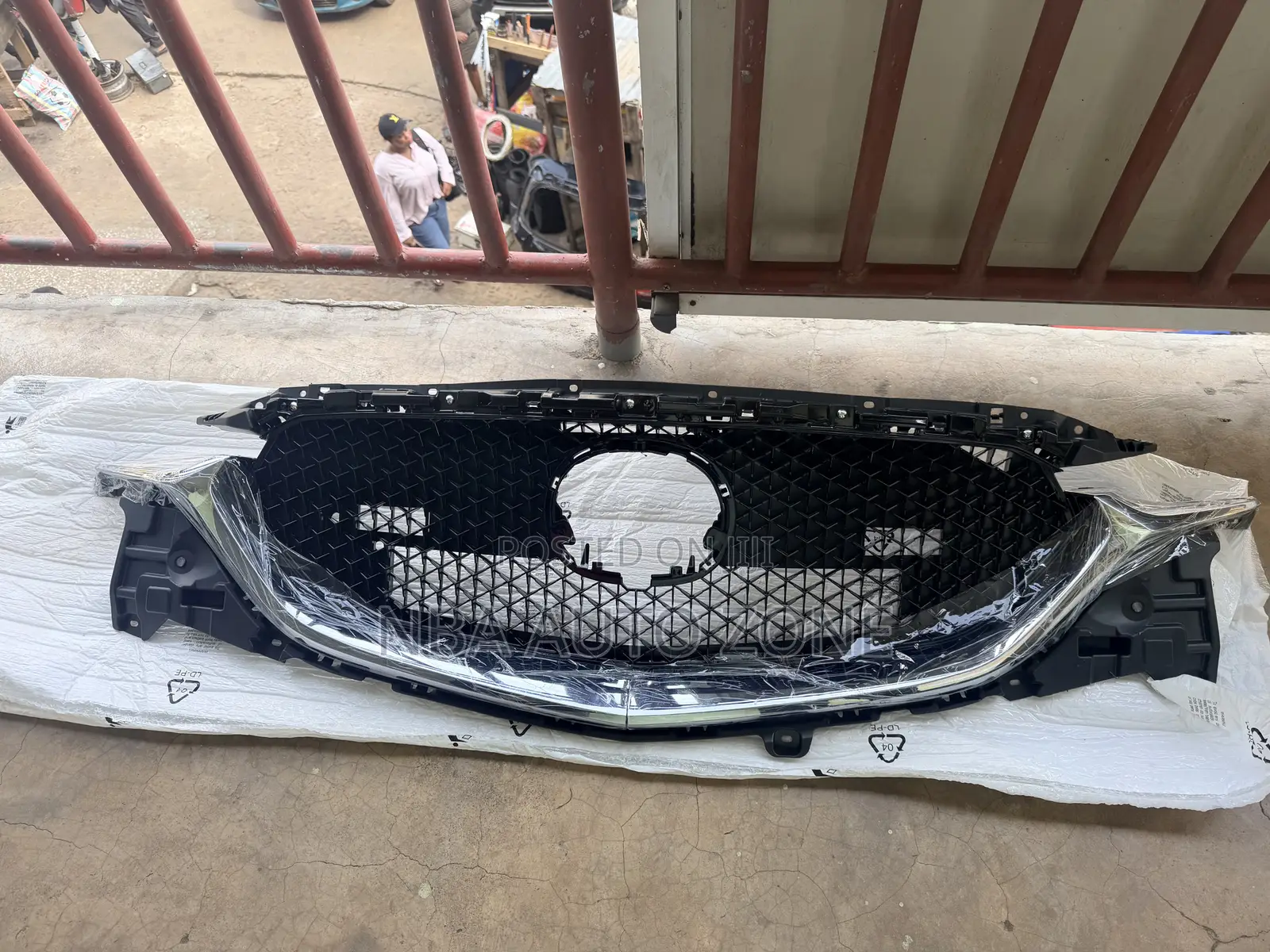 Mazda Cx Front Bumper Grille/Top Shell
