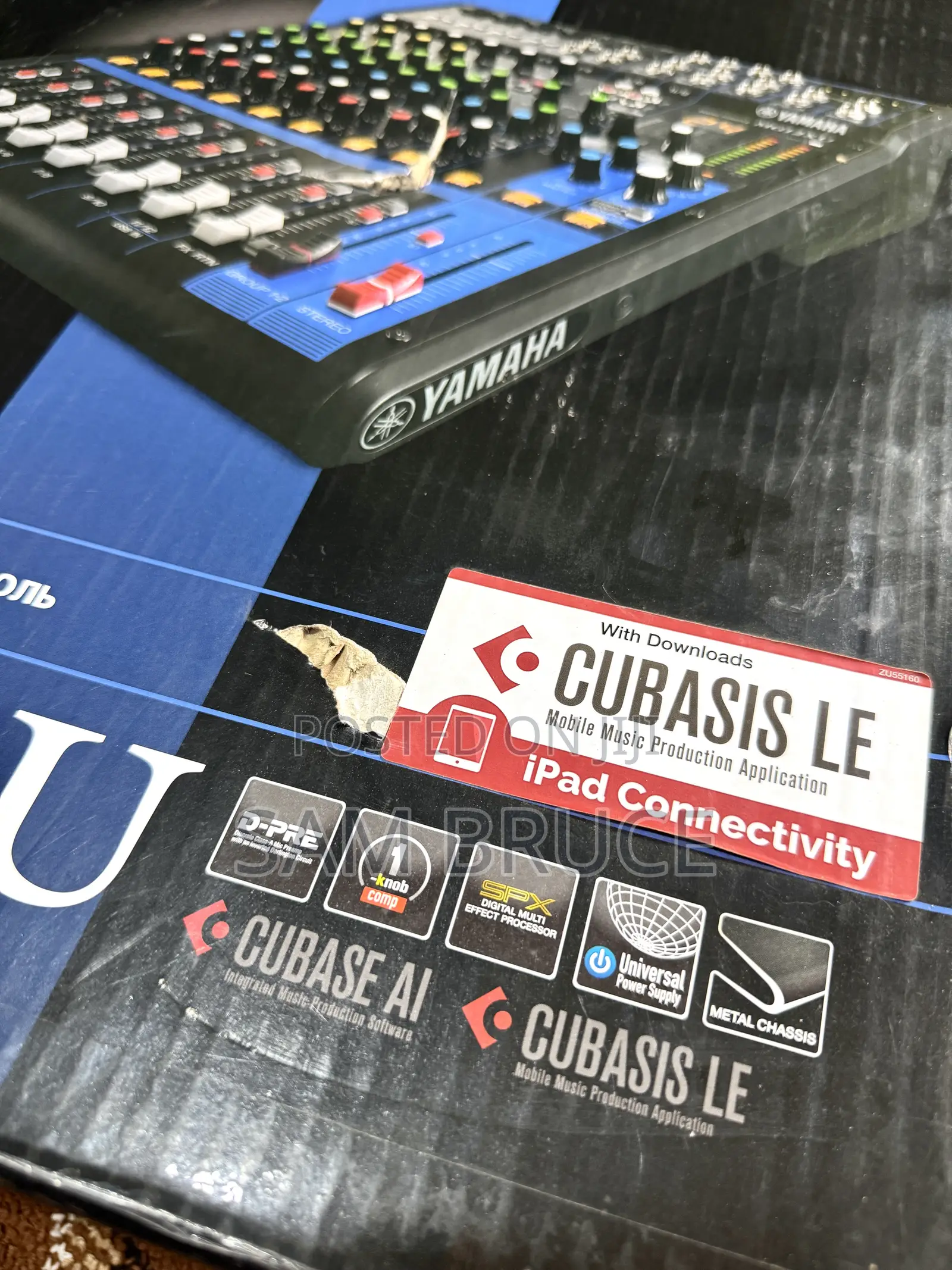 Yamaha Mg12xu Mixing Console