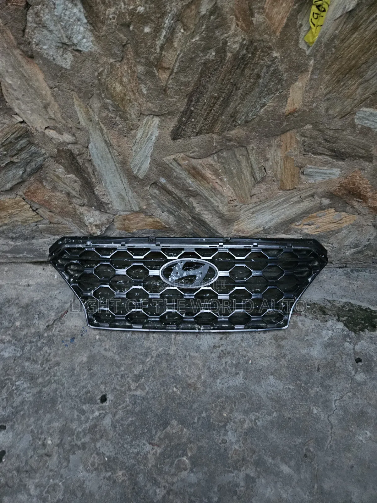 Hyundai Santa Fe 2020 Front Grille Available