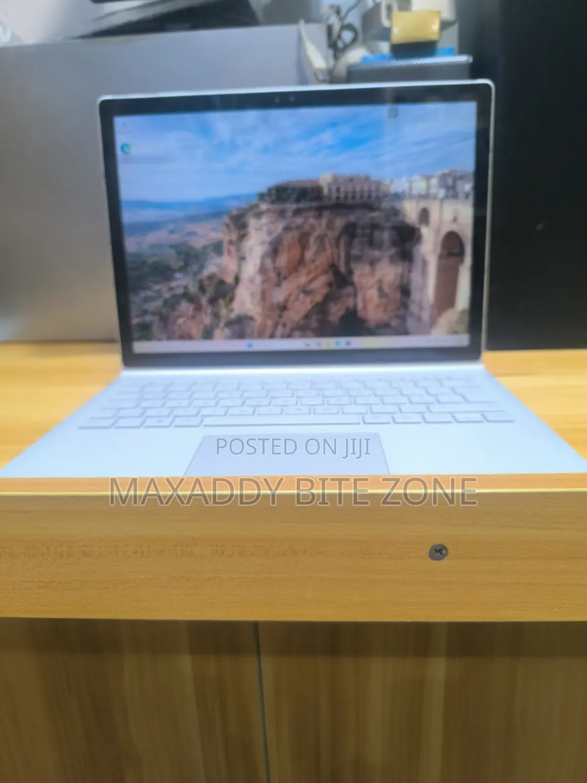 Laptop Microsoft Surface Book 8GB Intel Core i5 SSD 128GB