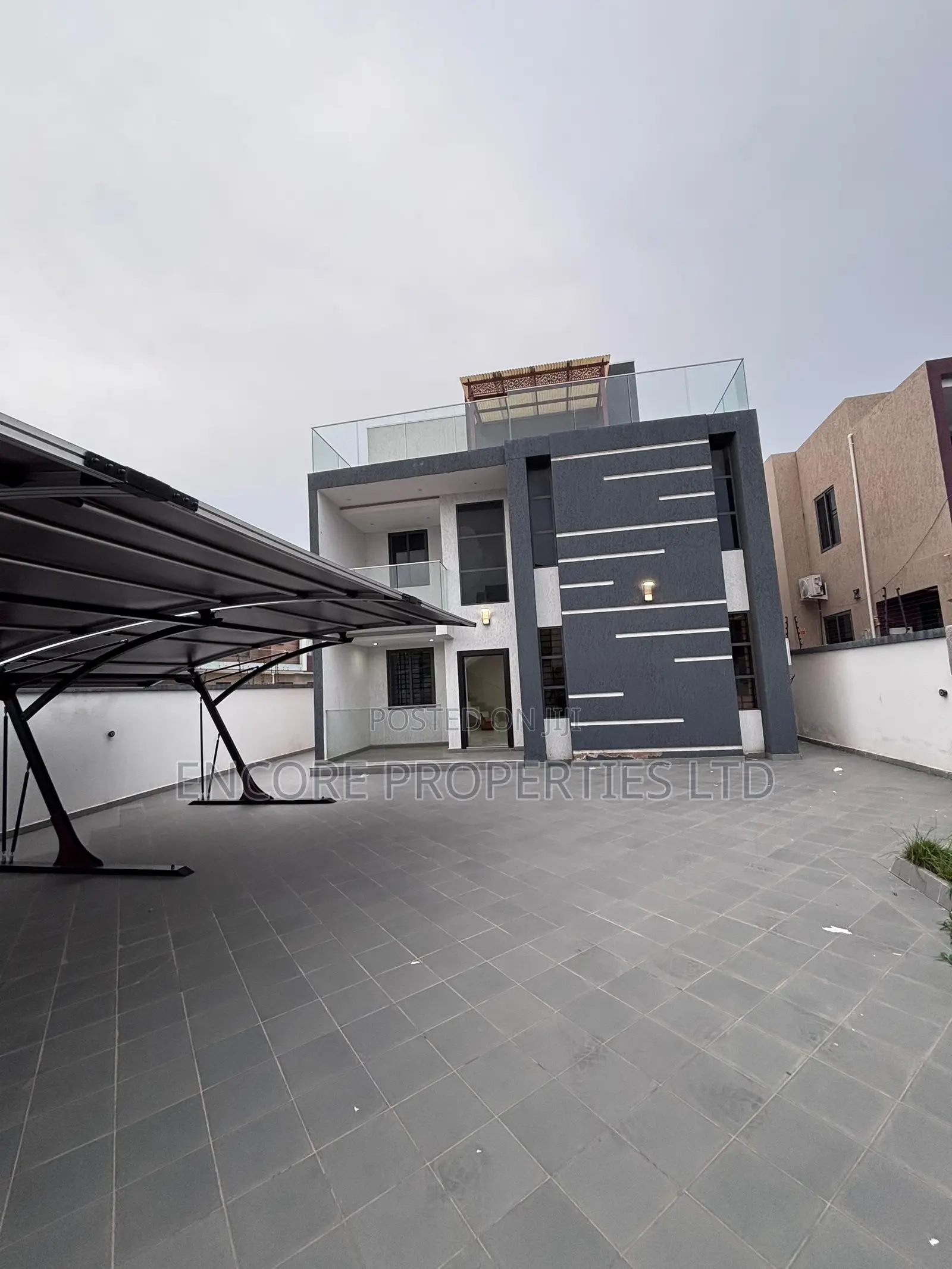 5bdrm House in East Legon for rent
