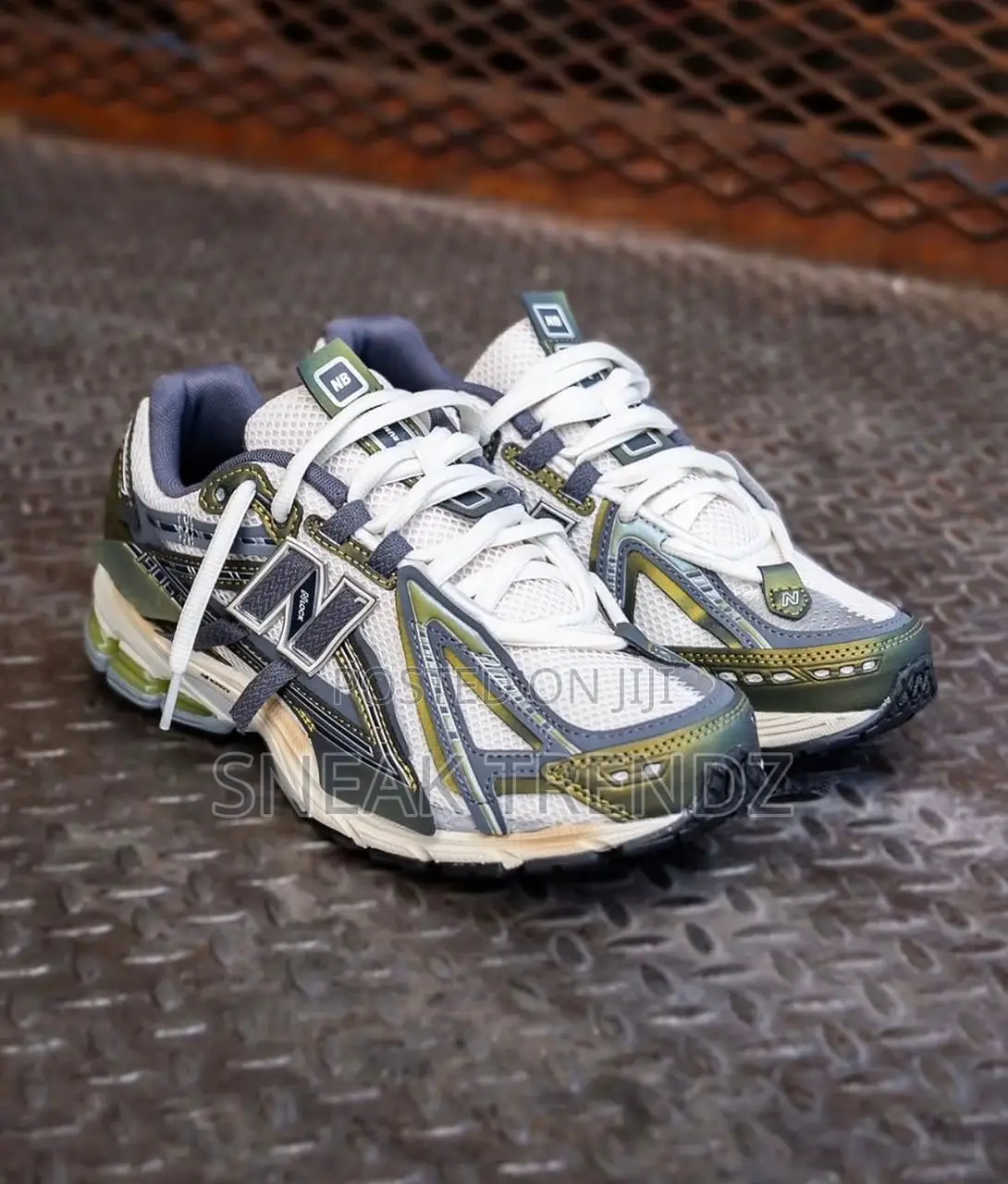 New Balance Nb 1906 Cream Silver Gold