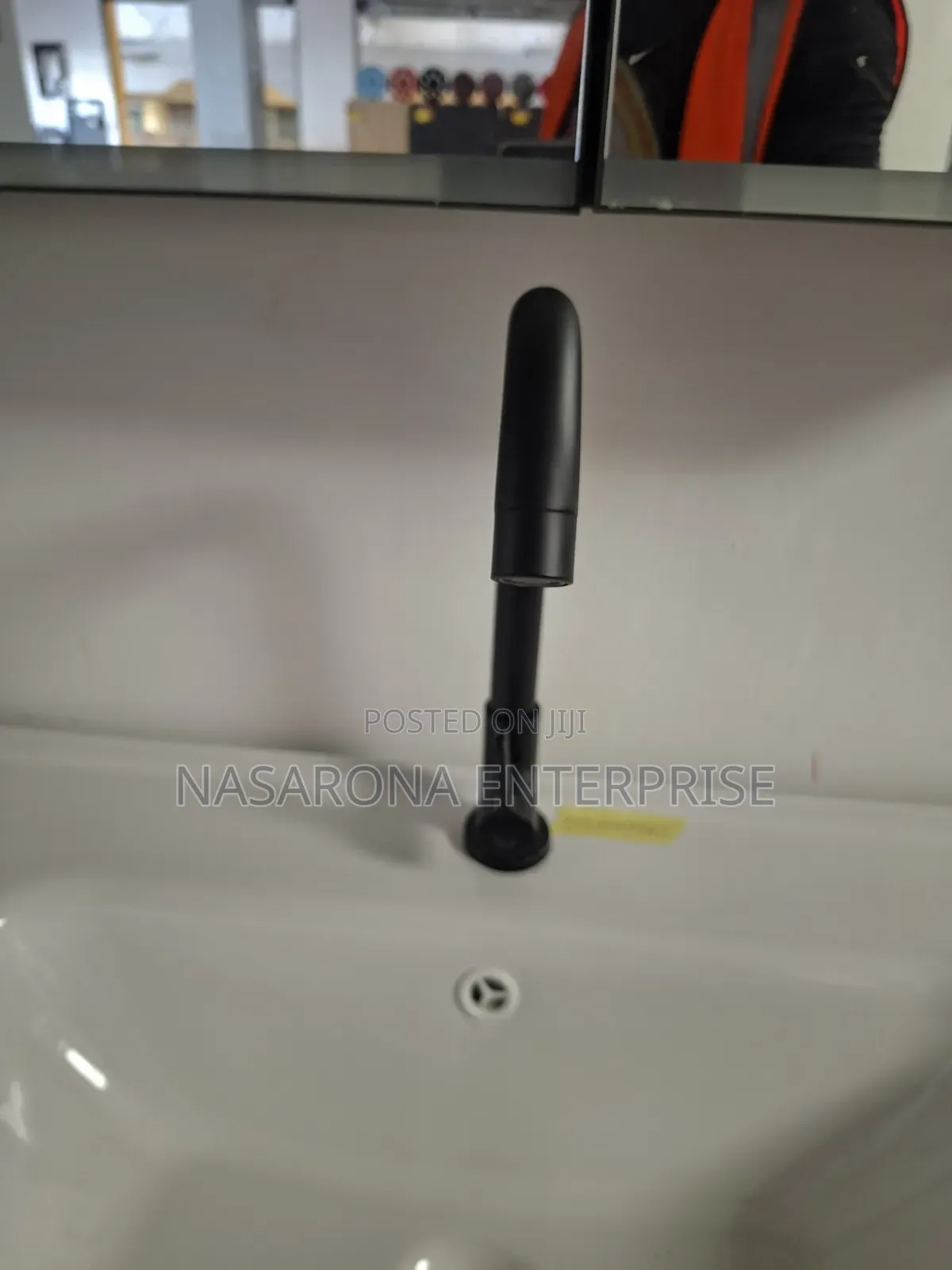No. 2 Black Arc Faucet/Tap CFS