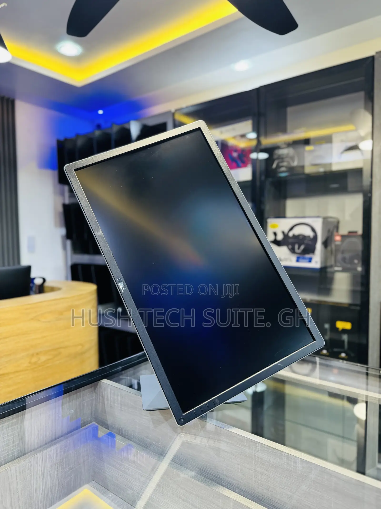 Dell 27” Ips Wide 3840 X 2160p Display Monitor