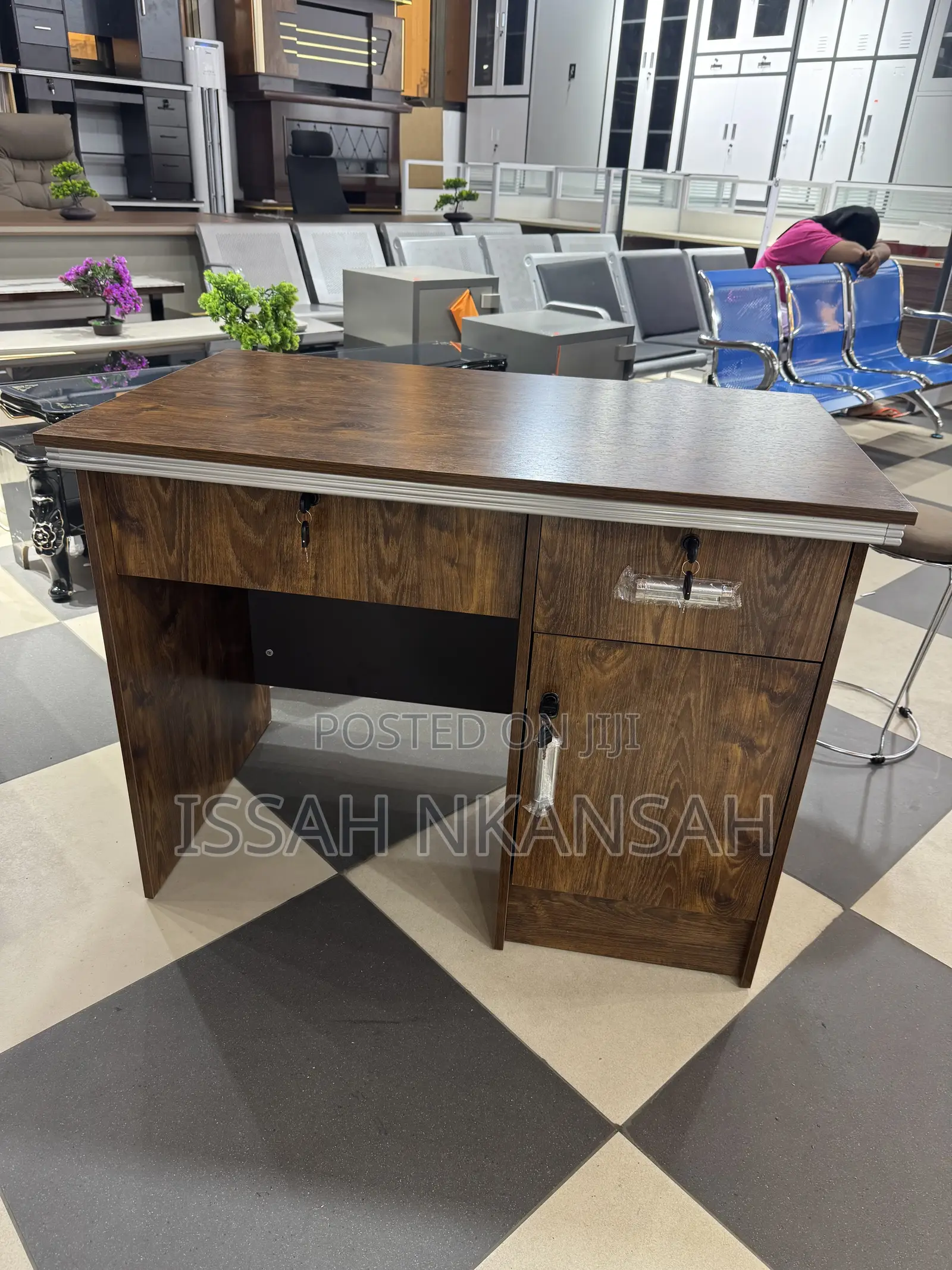 High Quality Office Table and Chair