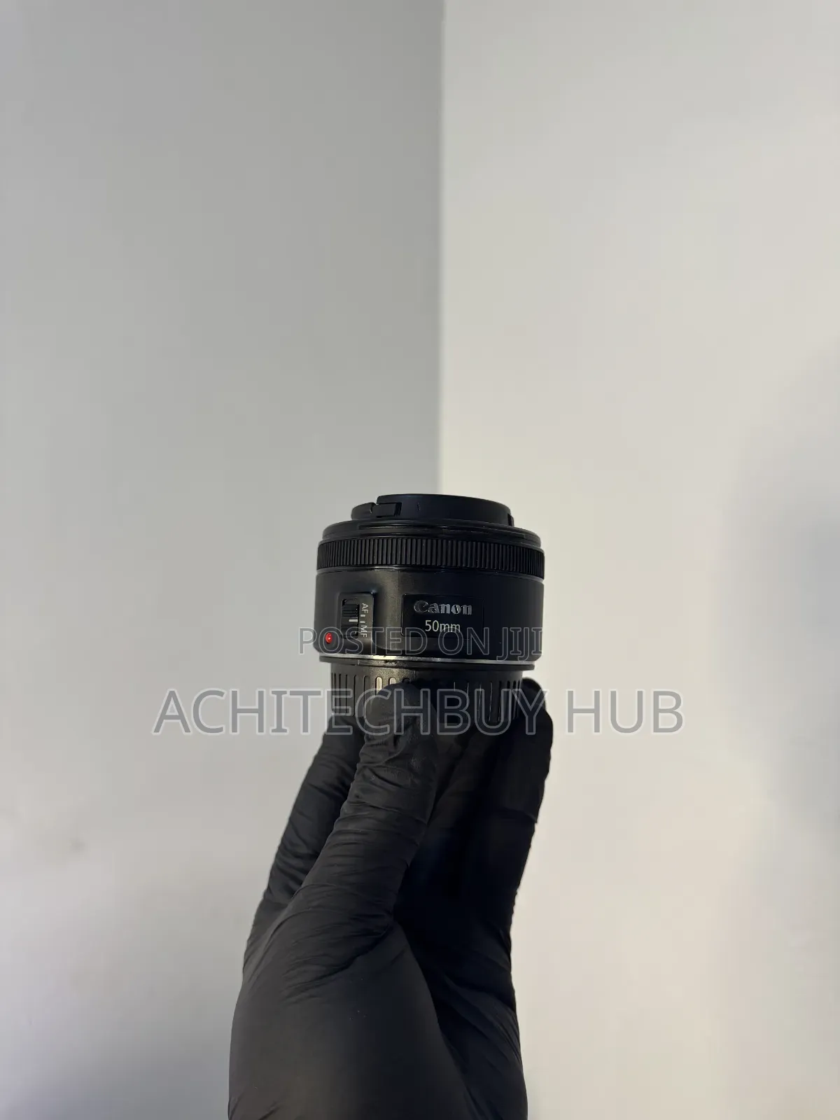 Canon 50mm F/1.8 STM Lens – 98% Like New