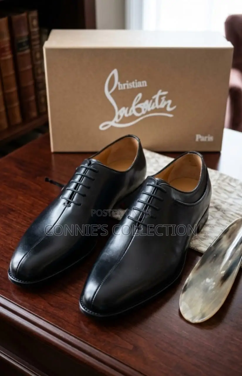 Christian Louboutin Greggo Leather Oxford Shoe