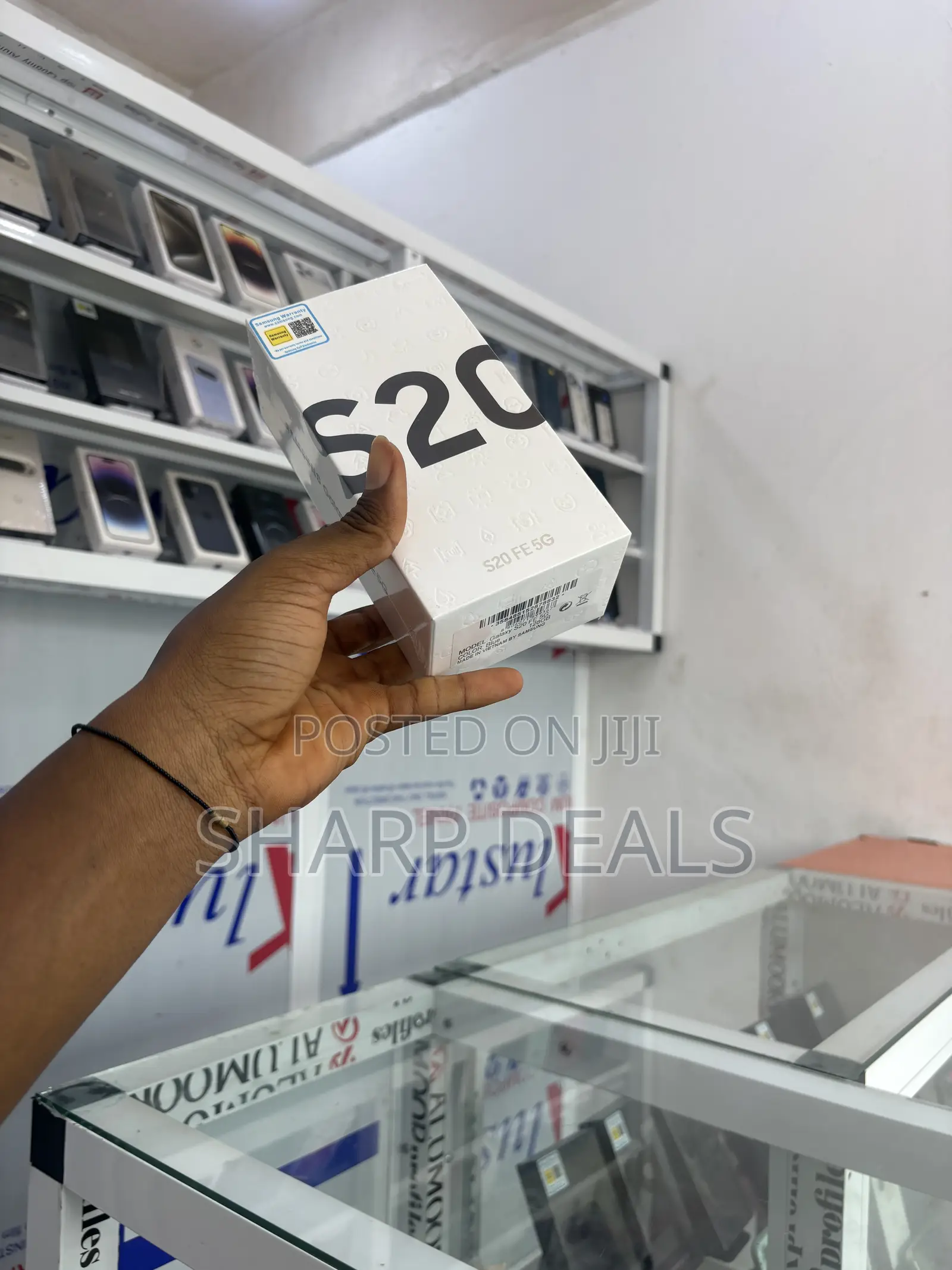 New Samsung Galaxy S20 FE 128 GB Blue