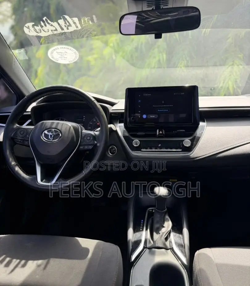 Toyota Corolla SE 2024 Blue