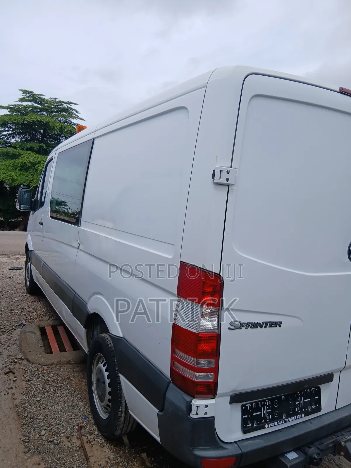 Mercedes-Benz Sprinter 2012 White
