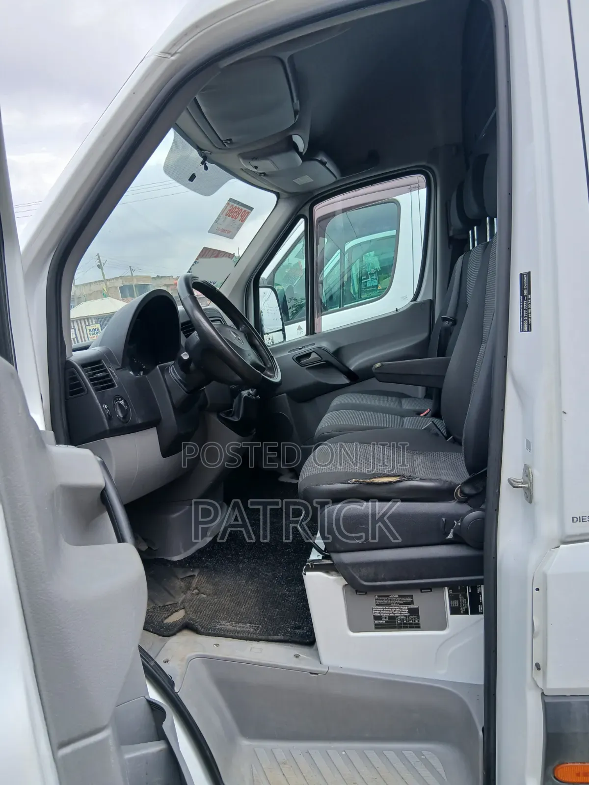 Mercedes-Benz Sprinter 2012 White