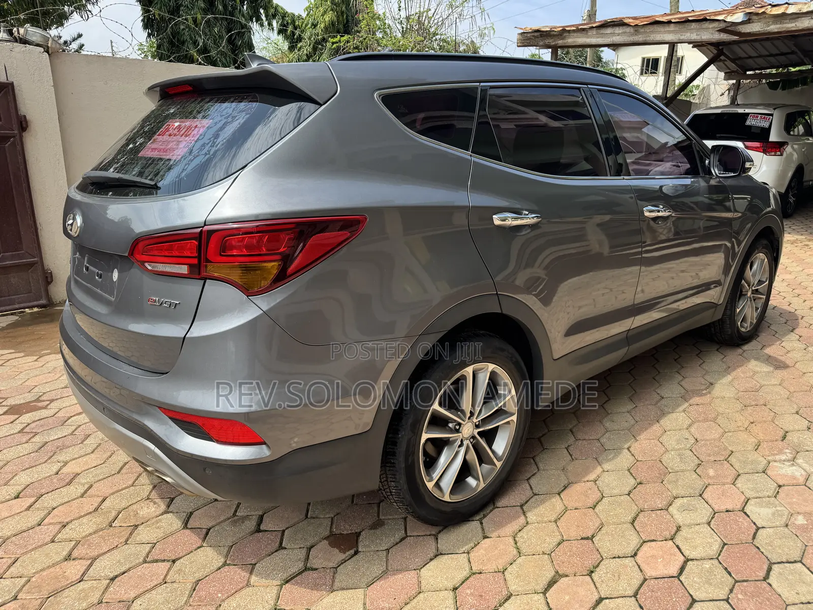 Hyundai Santa Fe SE FWD 2016 Gray