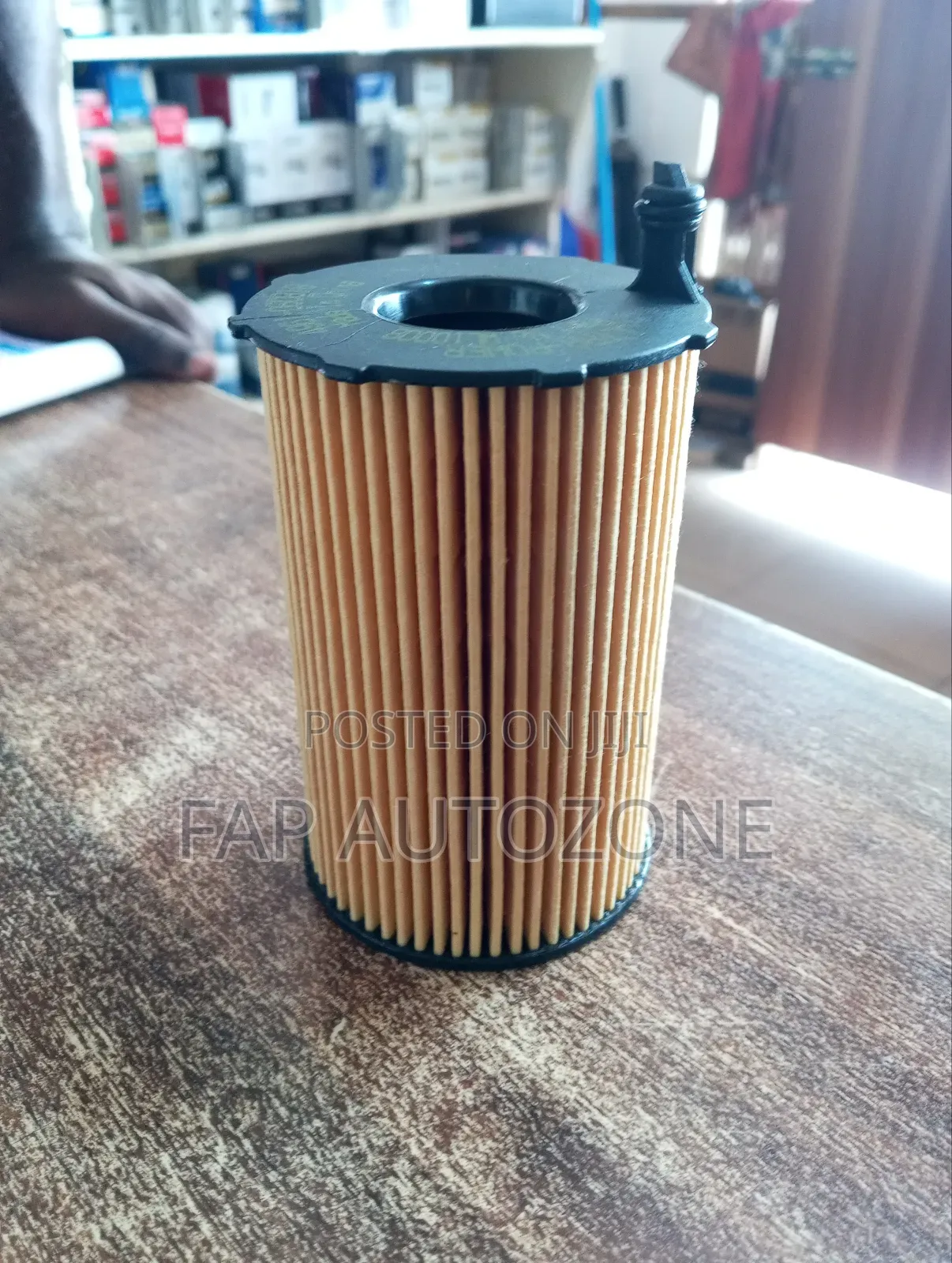 01201. Original Volkswagen Touareg Diesel Oil Filter From USA
