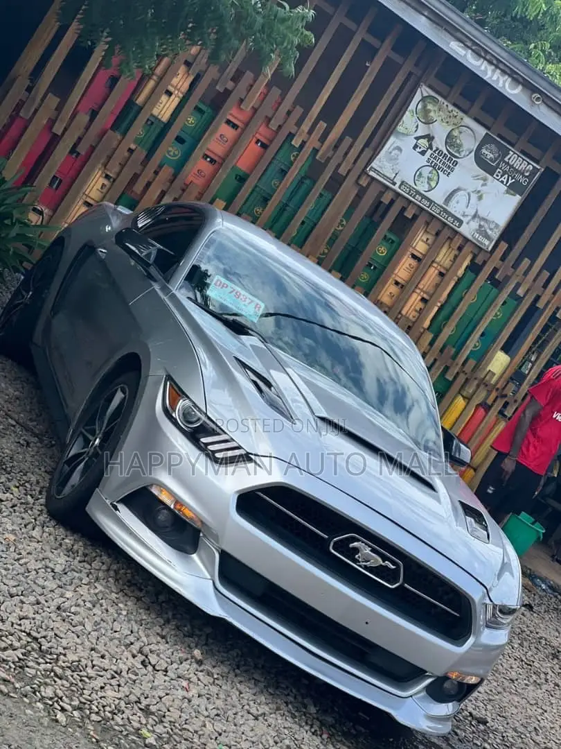 Ford Mustang 2016 Silver