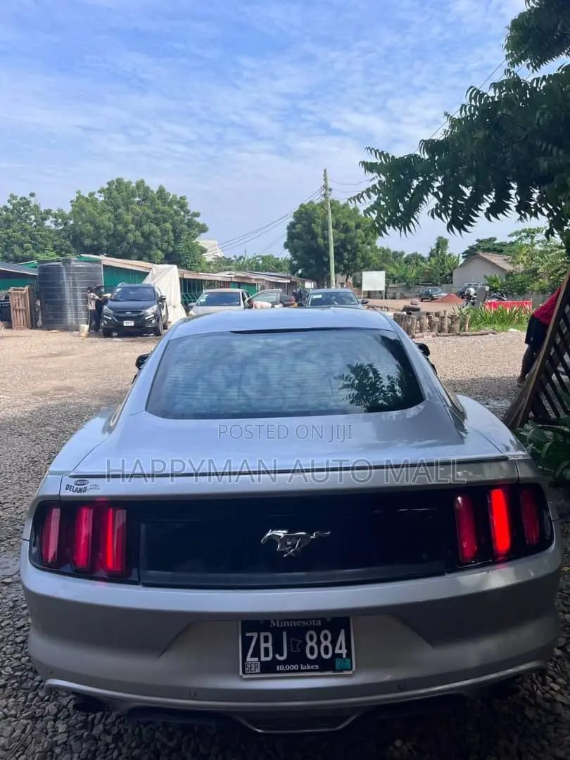 Ford Mustang 2016 Silver