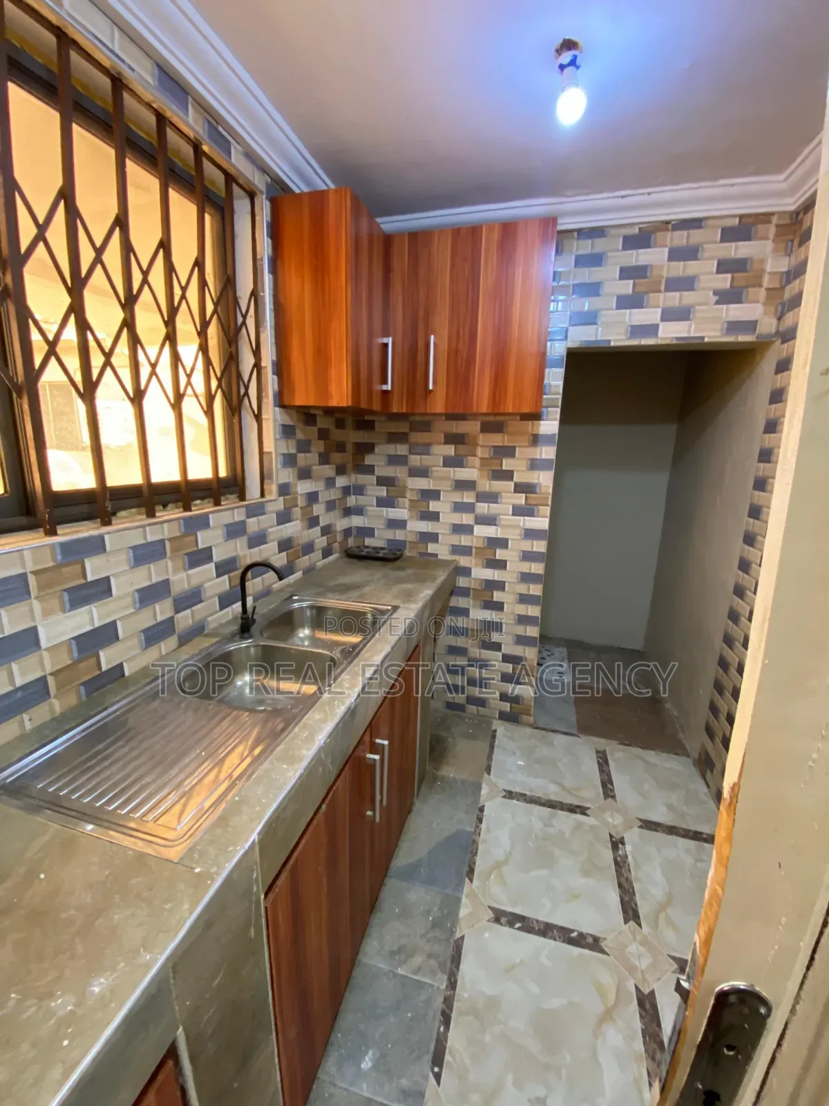 2bdrm Apartment in Pokuase for rent