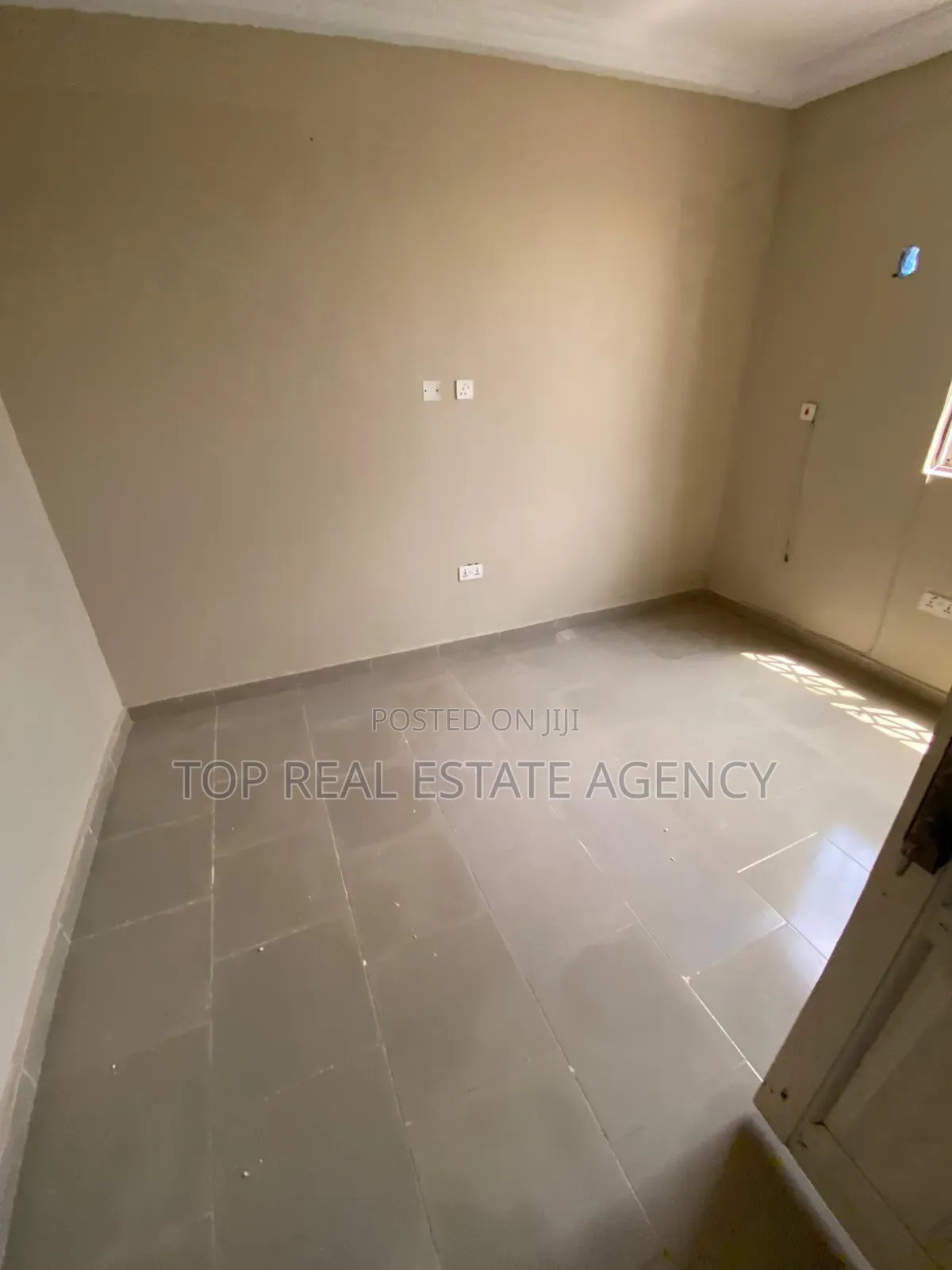 2bdrm Apartment in Pokuase for rent