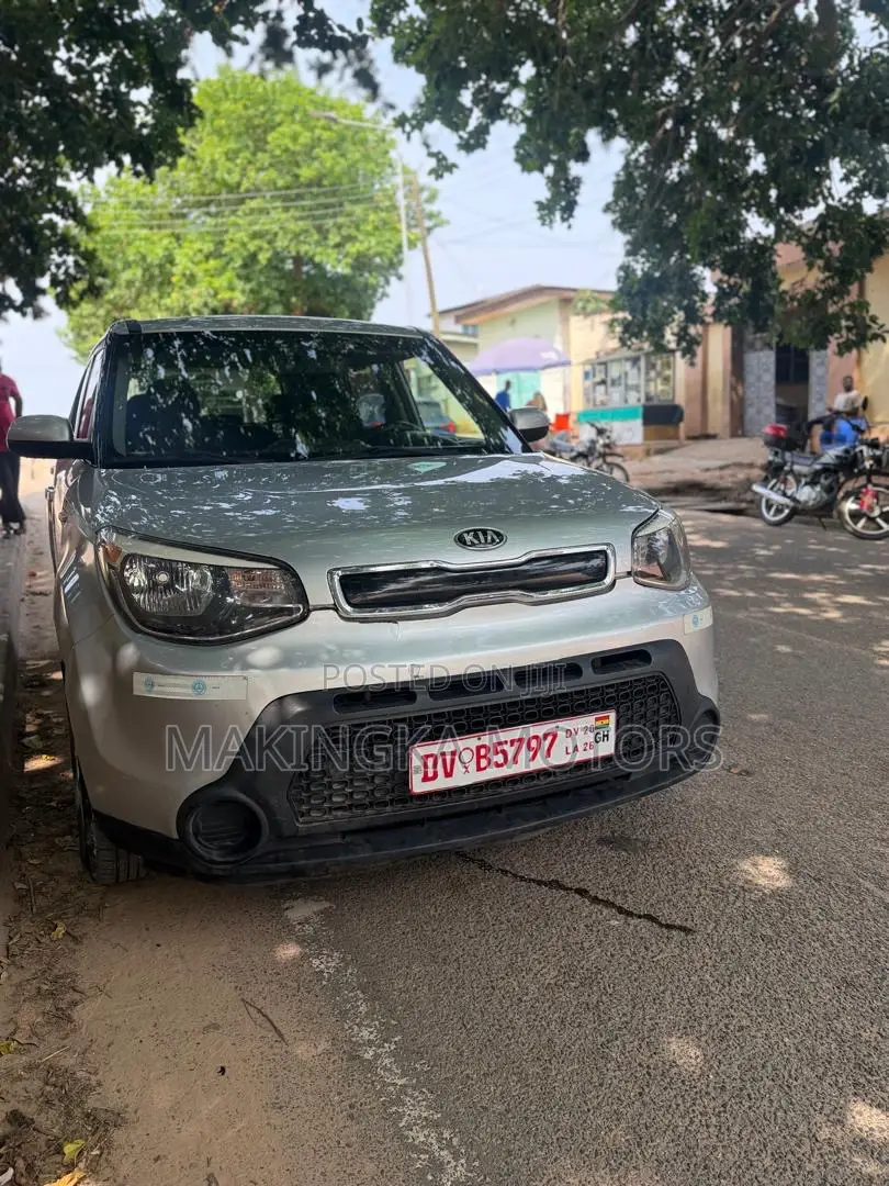 Kia Soul 4dr Wagon (1.6L 4cyl 6A) 2015 Silver