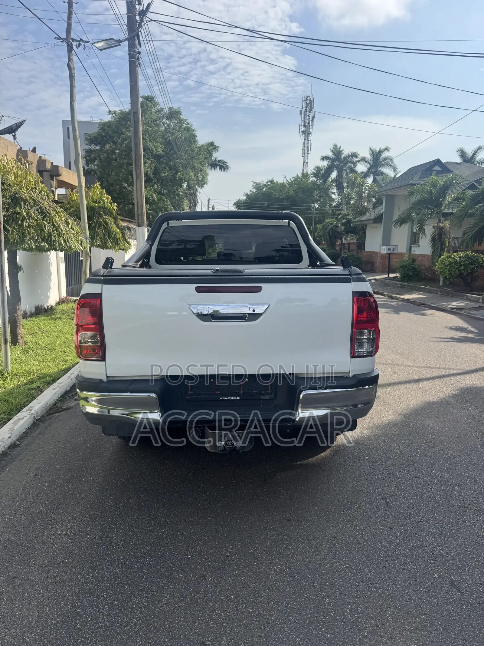 Toyota Hilux 2019 White