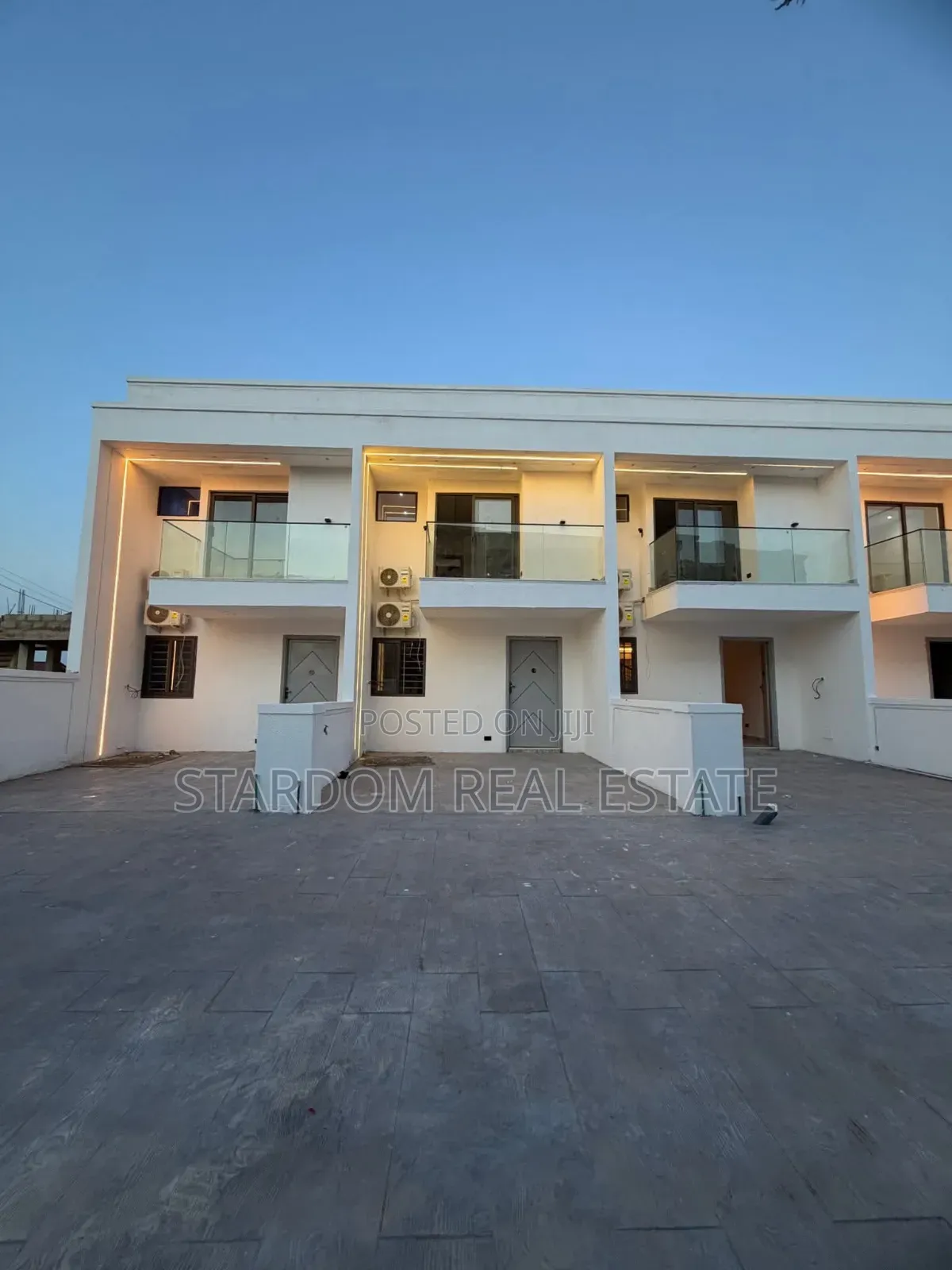 2bdrm Townhouse/Terrace in Ashaley Botwe, School Junction for sale