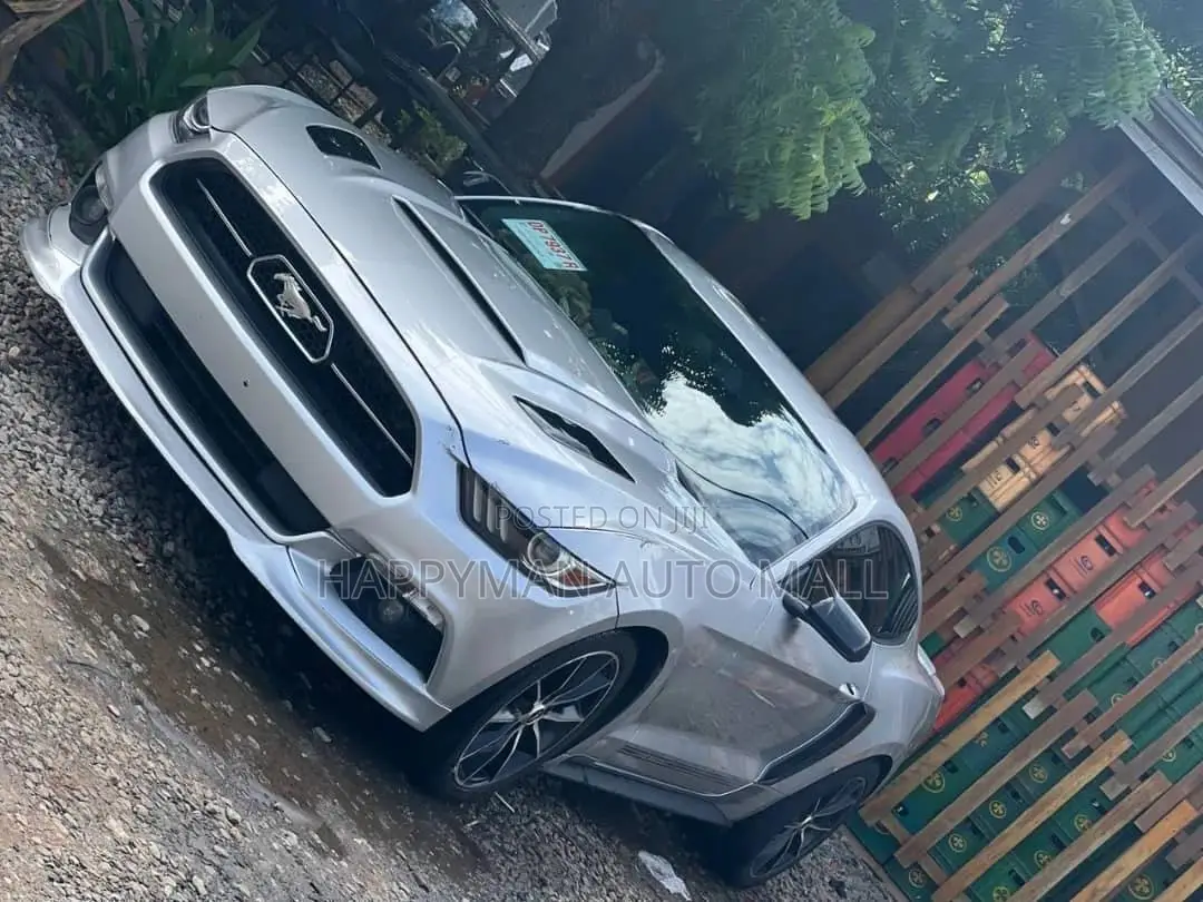 Ford Mustang 2016 Silver