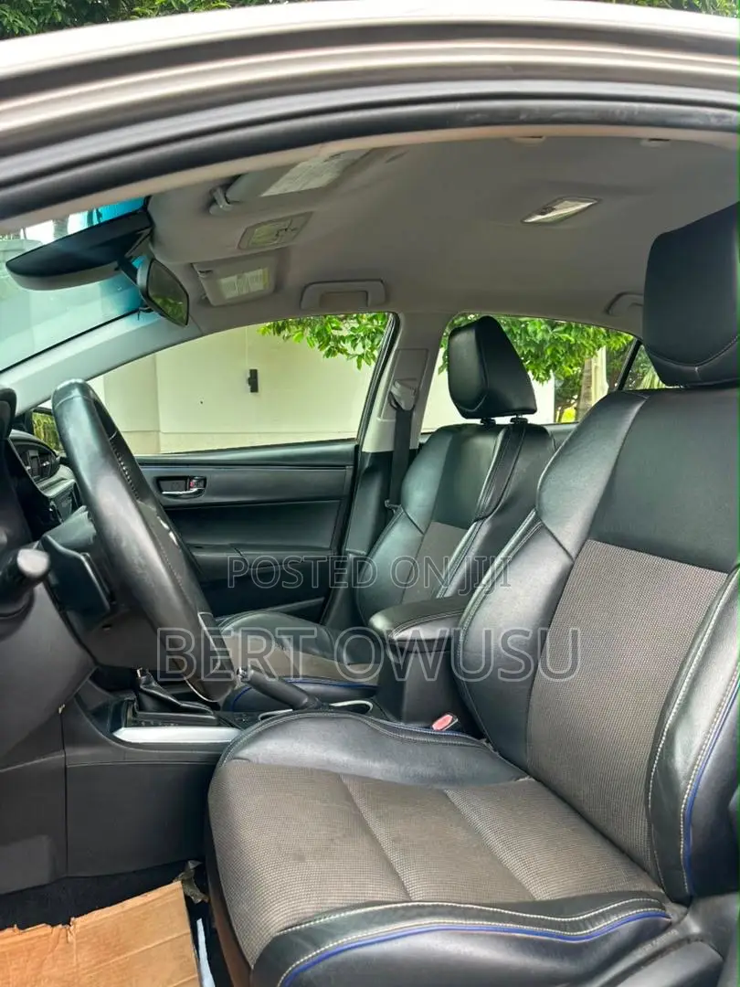 Toyota Corolla 2019 Beige