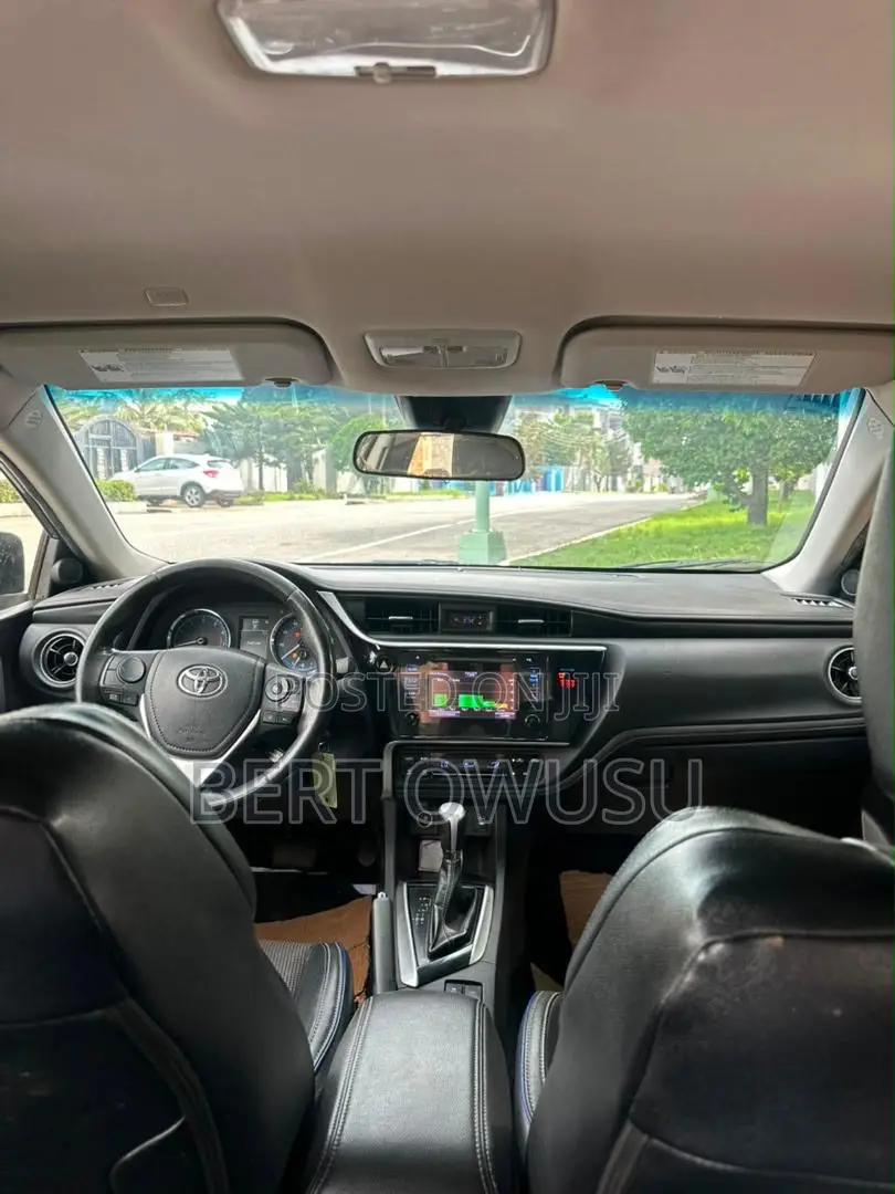 Toyota Corolla 2019 Beige