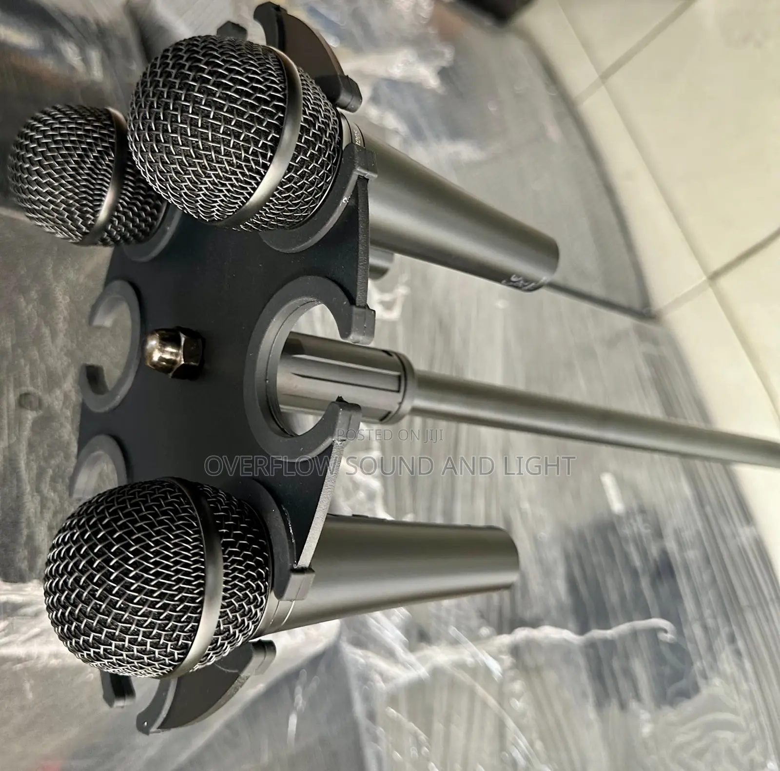 8 in 1 Microphone Holder With Roundbase Stand