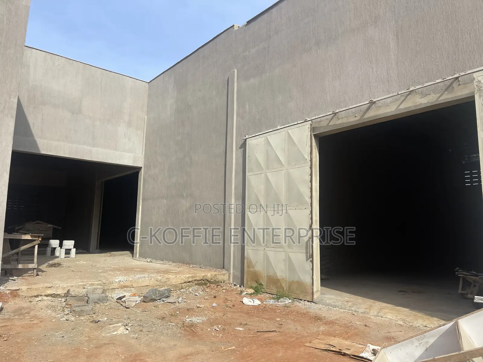 405 SQM Warehouse at Spintex /Airport for Rent