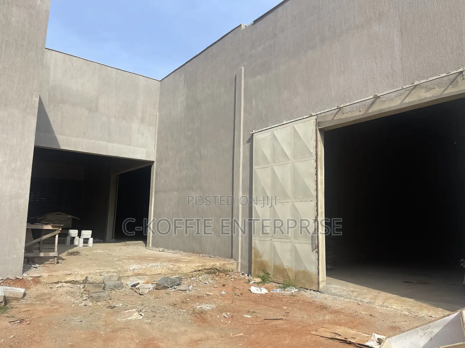 405 SQM Warehouse at Spintex /Airport for Rent