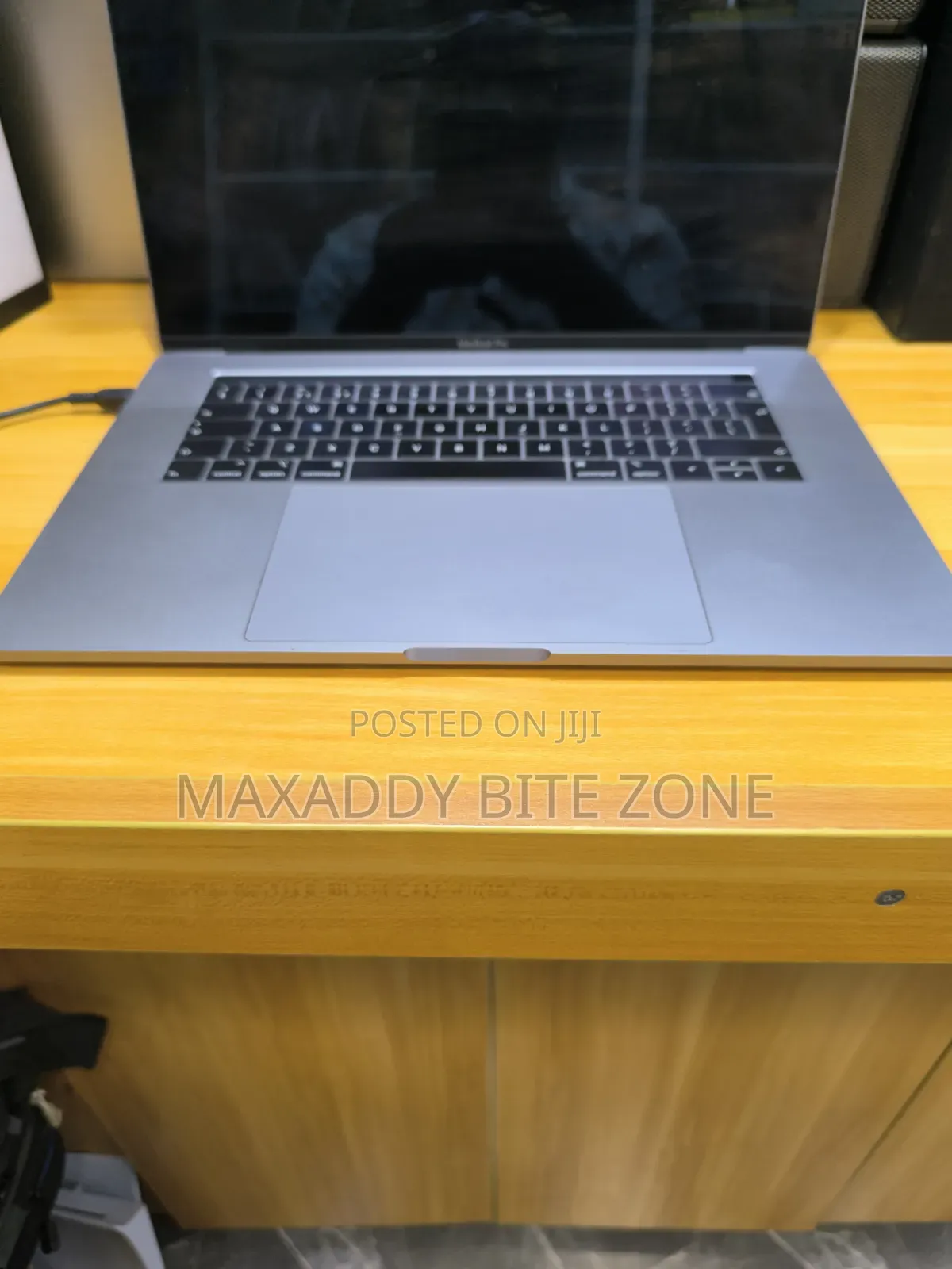 Laptop Apple MacBook Pro 2019 16GB Intel Core i7 SSD 500GB