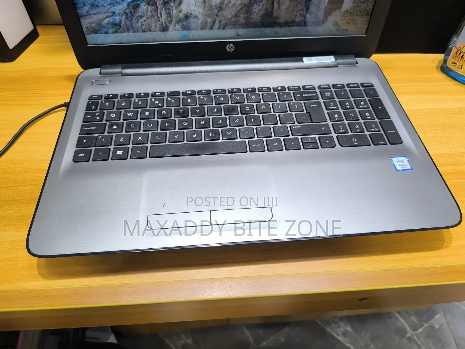 Laptop HP 15 8GB Intel Core i3 SSD 160GB