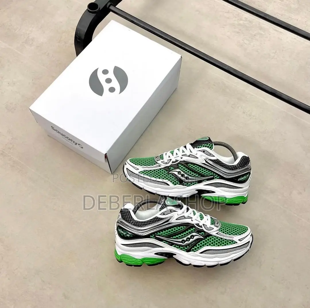 Men Running Progrid Shoes/Trainers