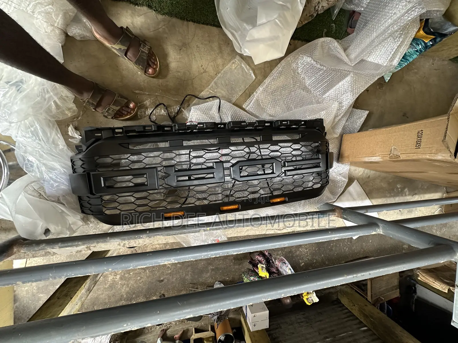 Ford F150 2021 24 Grill Spec Type