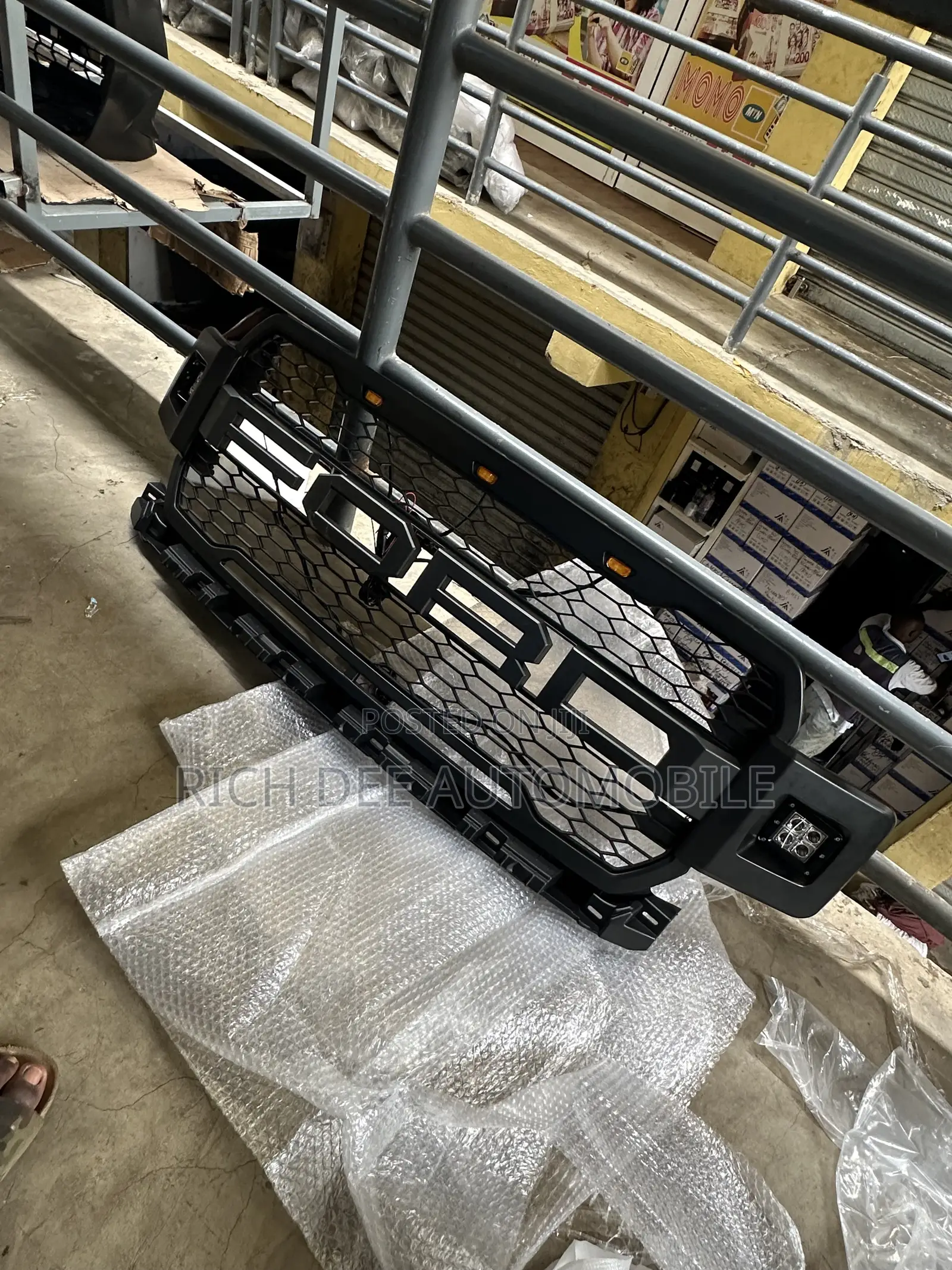 Ford F150 2018 20 Grill Spec