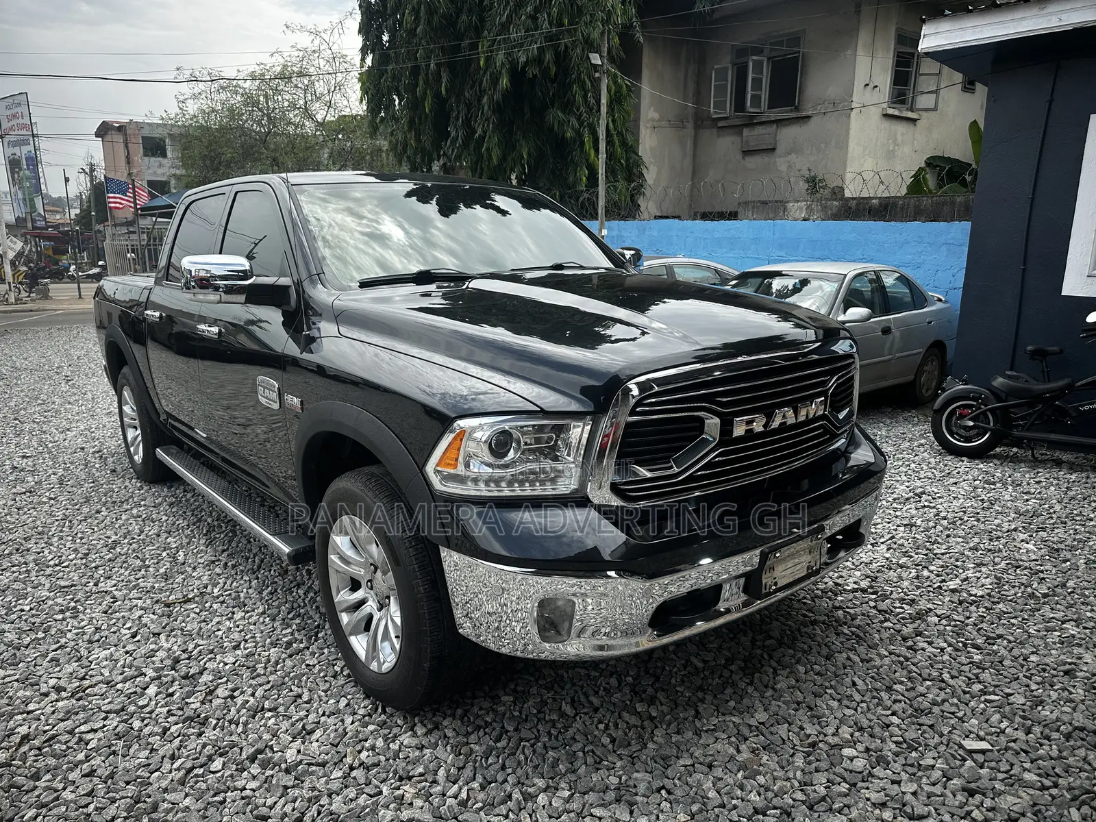 Dodge RAM 1500 5.7 Petrol AWD 2018 Black