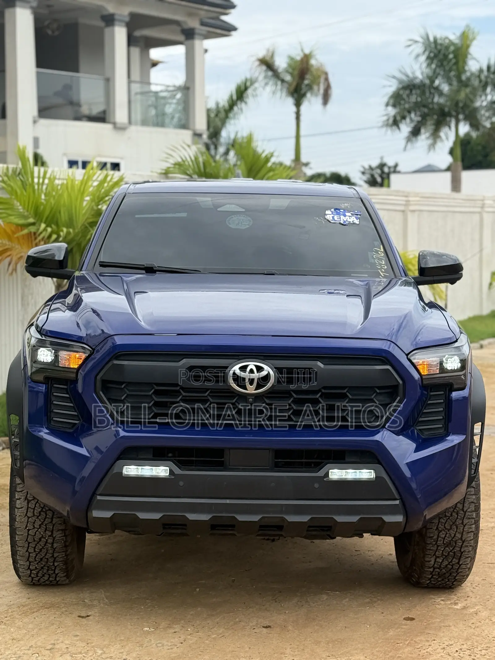 Toyota Tacoma 2024 Blue