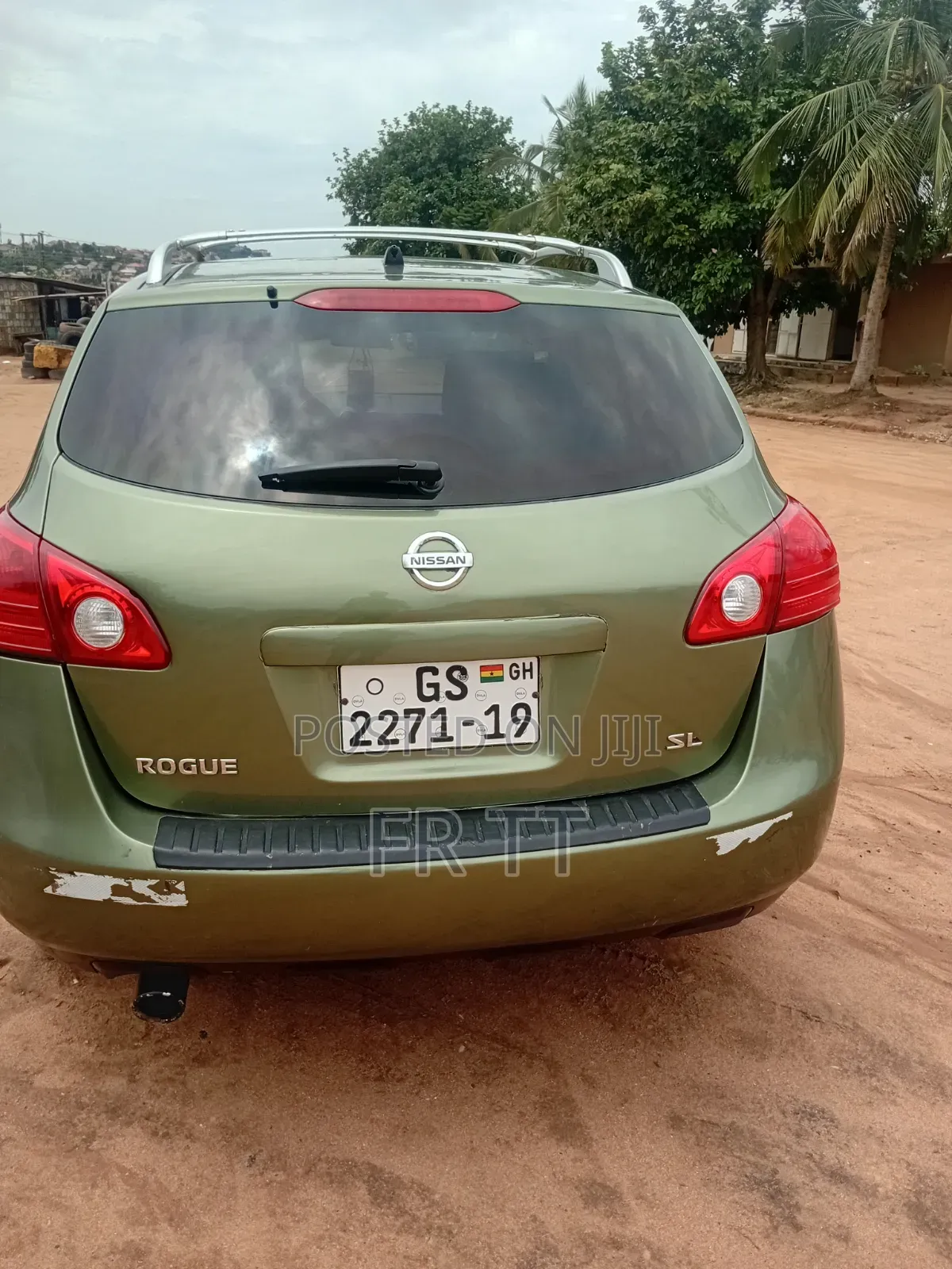 Nissan Rogue 2010 Green