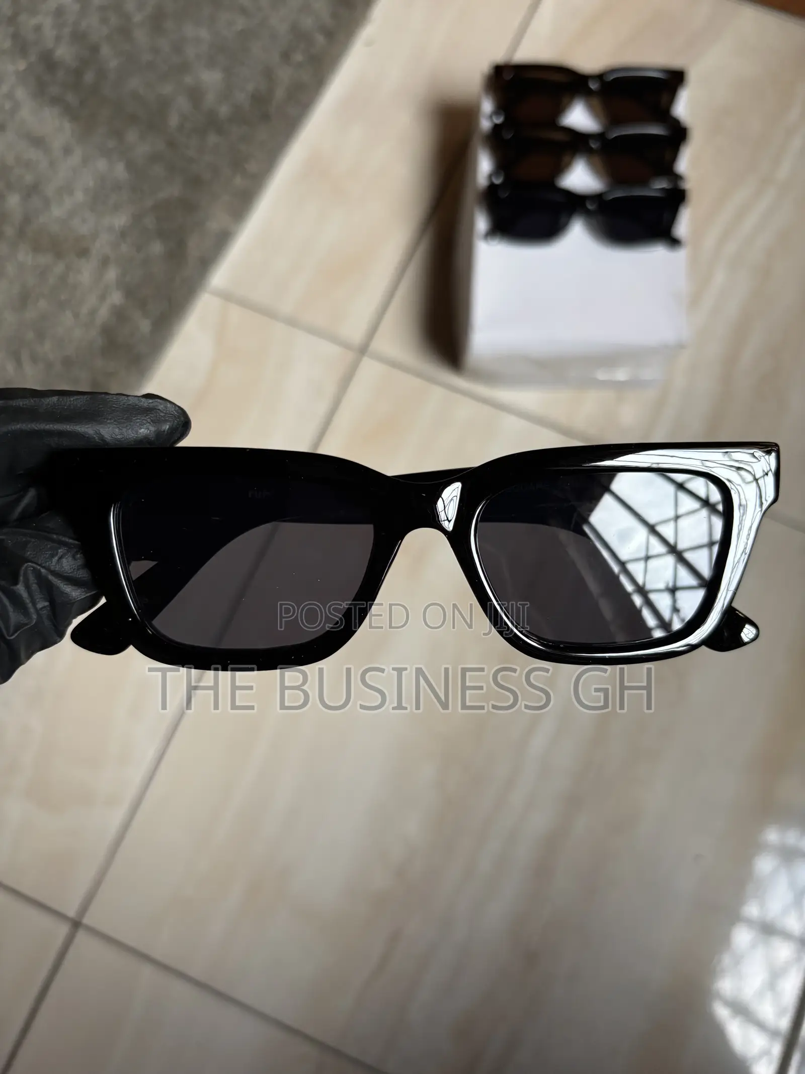 Tatum Square Sunglasses