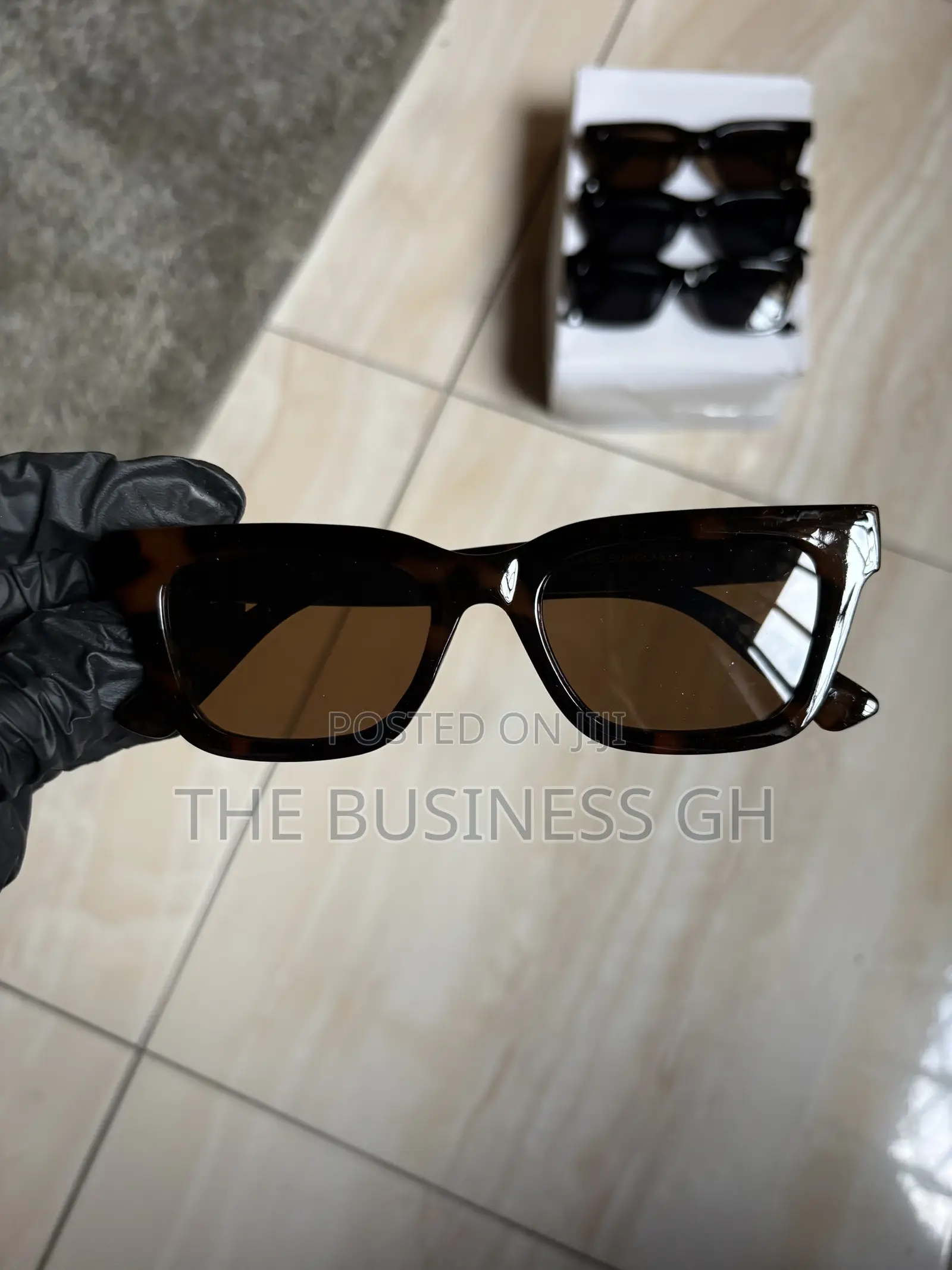 Tatum Square Sunglasses