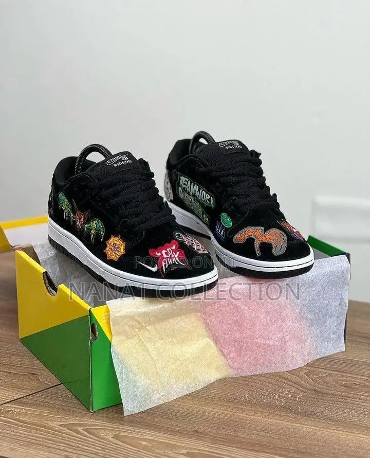 Nike Sb Dunk Low Pro Qs “ Neckface” Sneakers