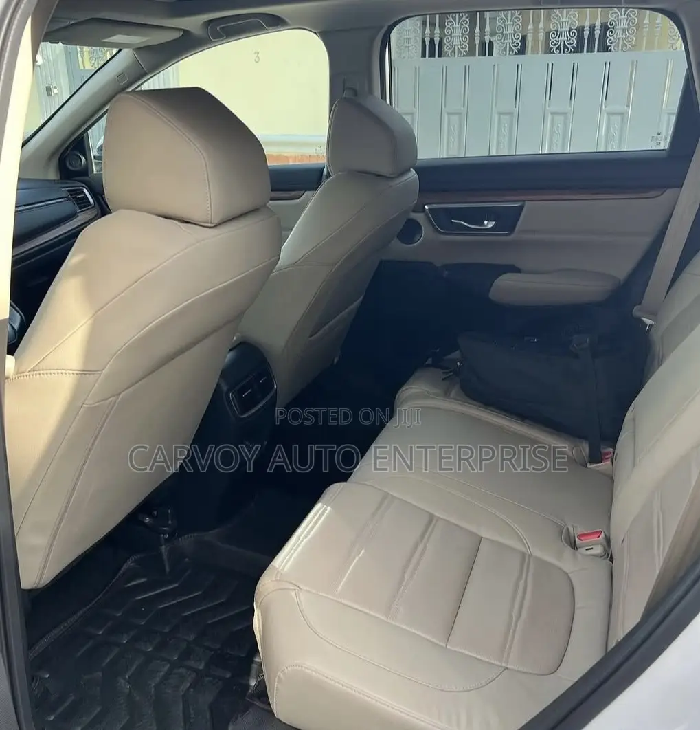 Honda CR-V Touring AWD 2019 White