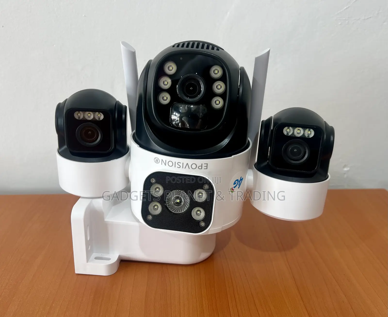 4g Triple Lens Hd Outdoor Rechargeable Solar Camera - T10b-Eu