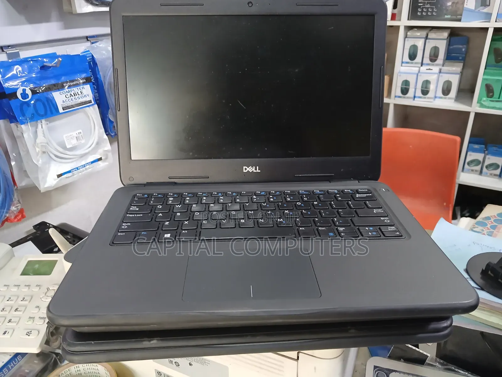 Laptop Dell Latitude 3310 4GB Intel Celeron SSD 128GB